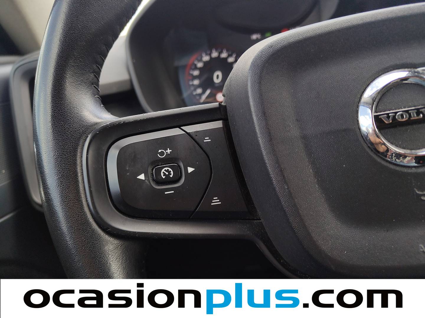 Volvo XC40 Volvo XC40 D3 Momentum Auto (150 CV) al mejor precio