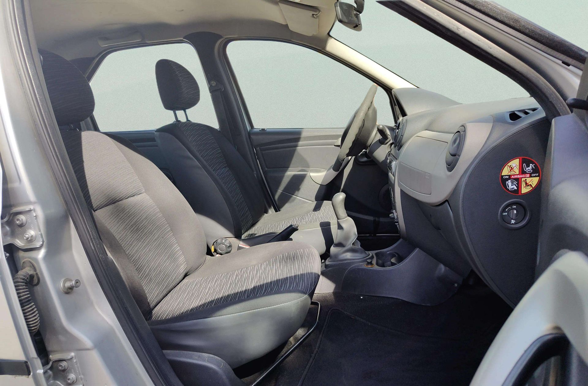 Dacia Logan Ambiance 1.5 dCi - foto 13