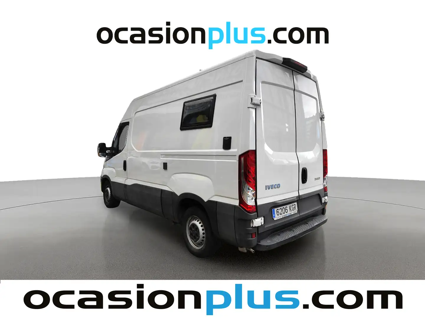 Foto Iveco Daily Iveco Daily 2.3 TD 35S 16 3520/H2 (156 CV) Camperizada