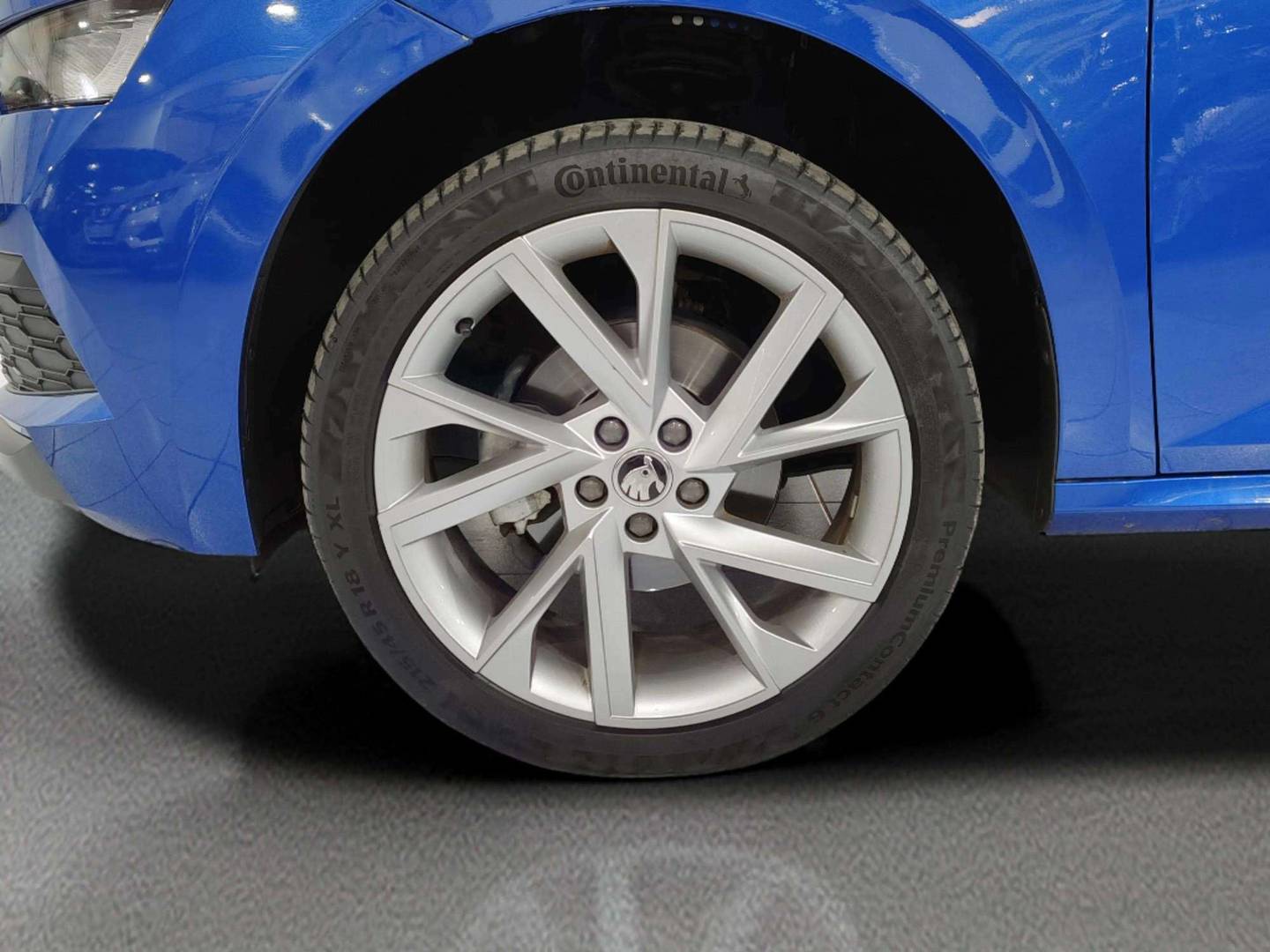 Foto Skoda Kamiq Skoda Kamiq 1.5 TSI 125 Aniversario (150 CV)