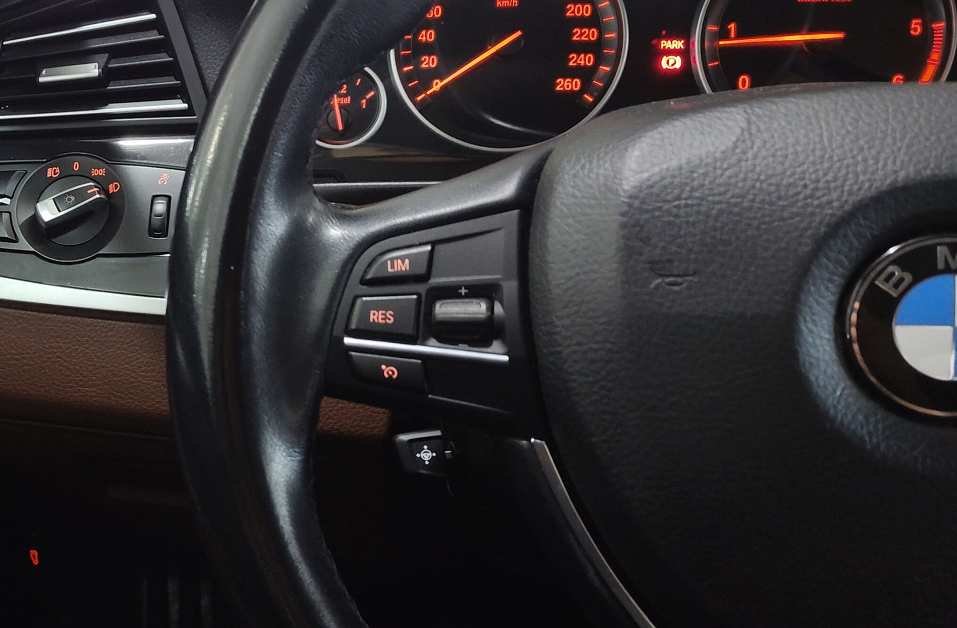 BMW Serie 5 520d - foto 27