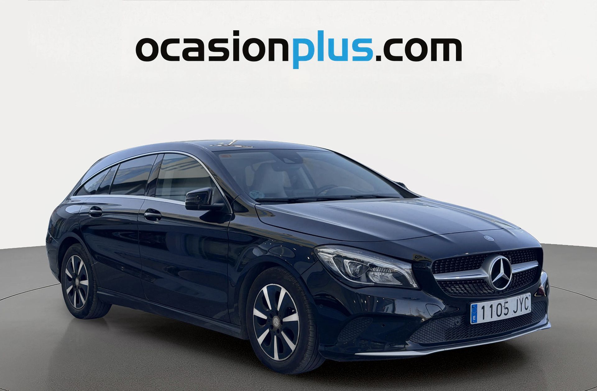 Mercedes-Benz CLA Shooting Brake 180 - foto 2