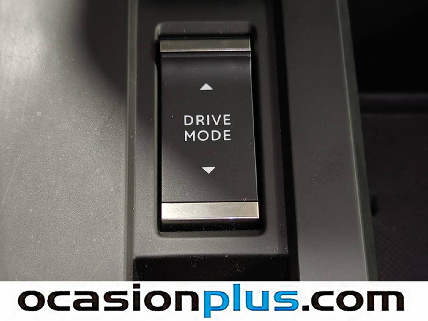 Foto Citroën C5 Aircross Citroen C5 Aircross PureTech 130 S&S Shine Pack EAT8 (131 CV)