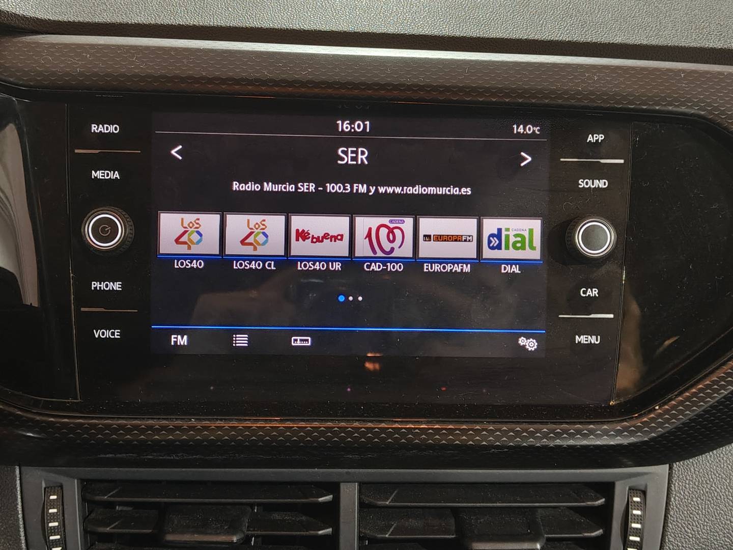 Foto Volkswagen T-Cross Volkswagen T-Cross Advance 1.0 TSI (115 CV) DSG