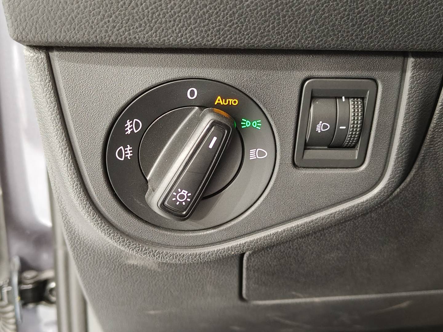 Foto Volkswagen Taigo Volkswagen Taigo ``Más`` 1.0 TSI (115 CV) DSG