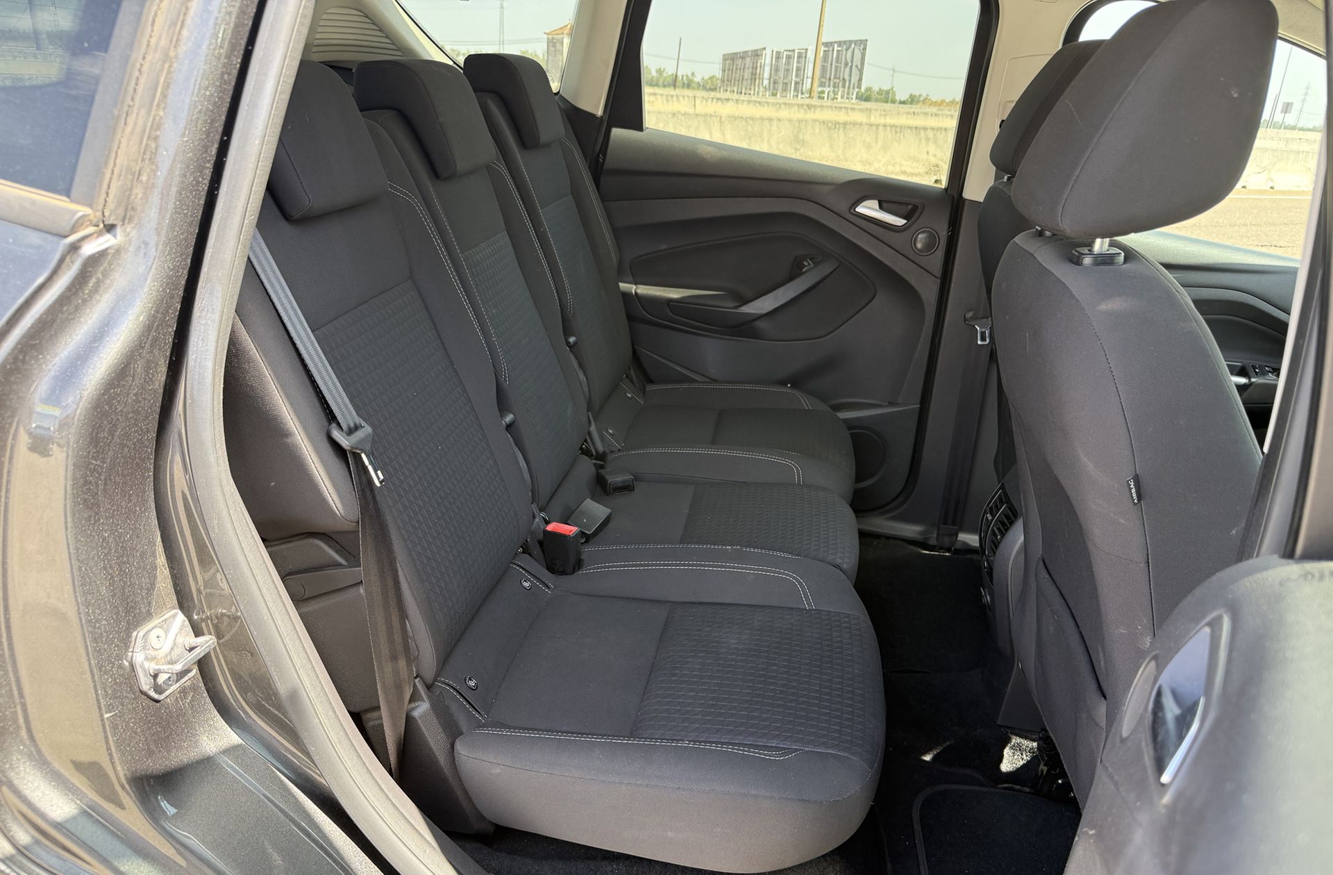 Ford C-Max 1.0 EcoBoost Trend+ - foto 16