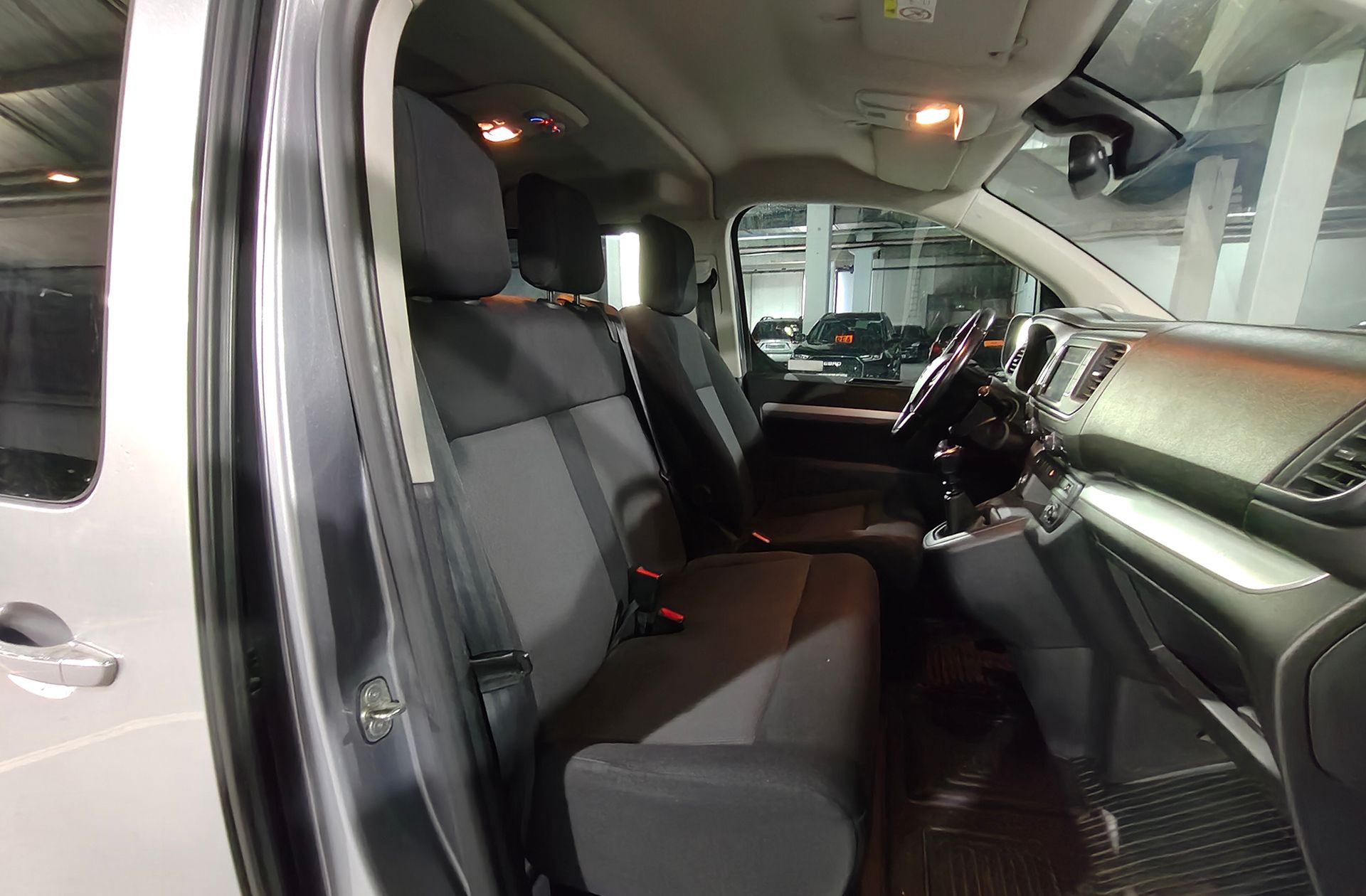 Toyota Proace Verso 1.5D Shuttle VX L2 9 plazas - foto 18