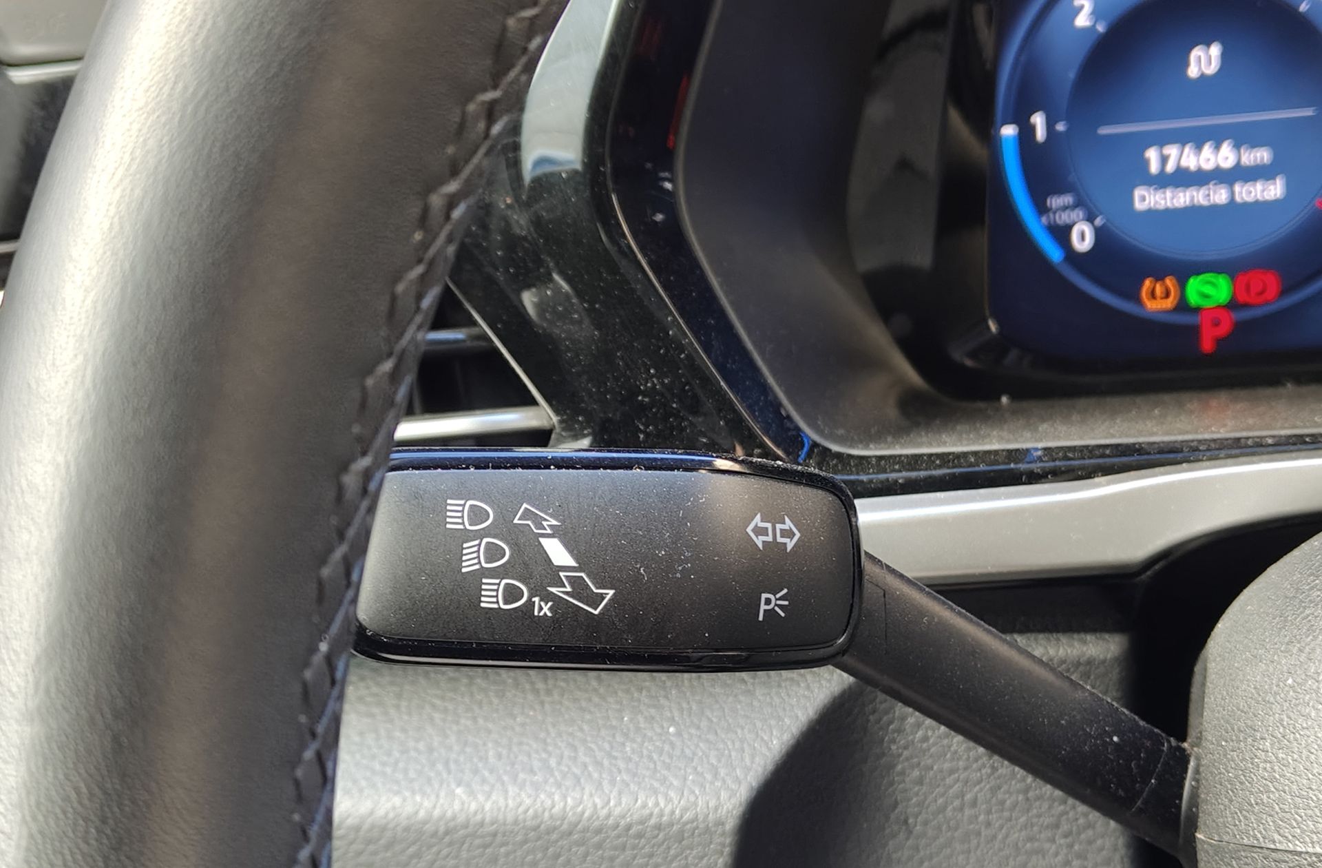 Ford Grand Tourneo Connect 2.0 EcoBlue Titanium 7 plazas - foto 26
