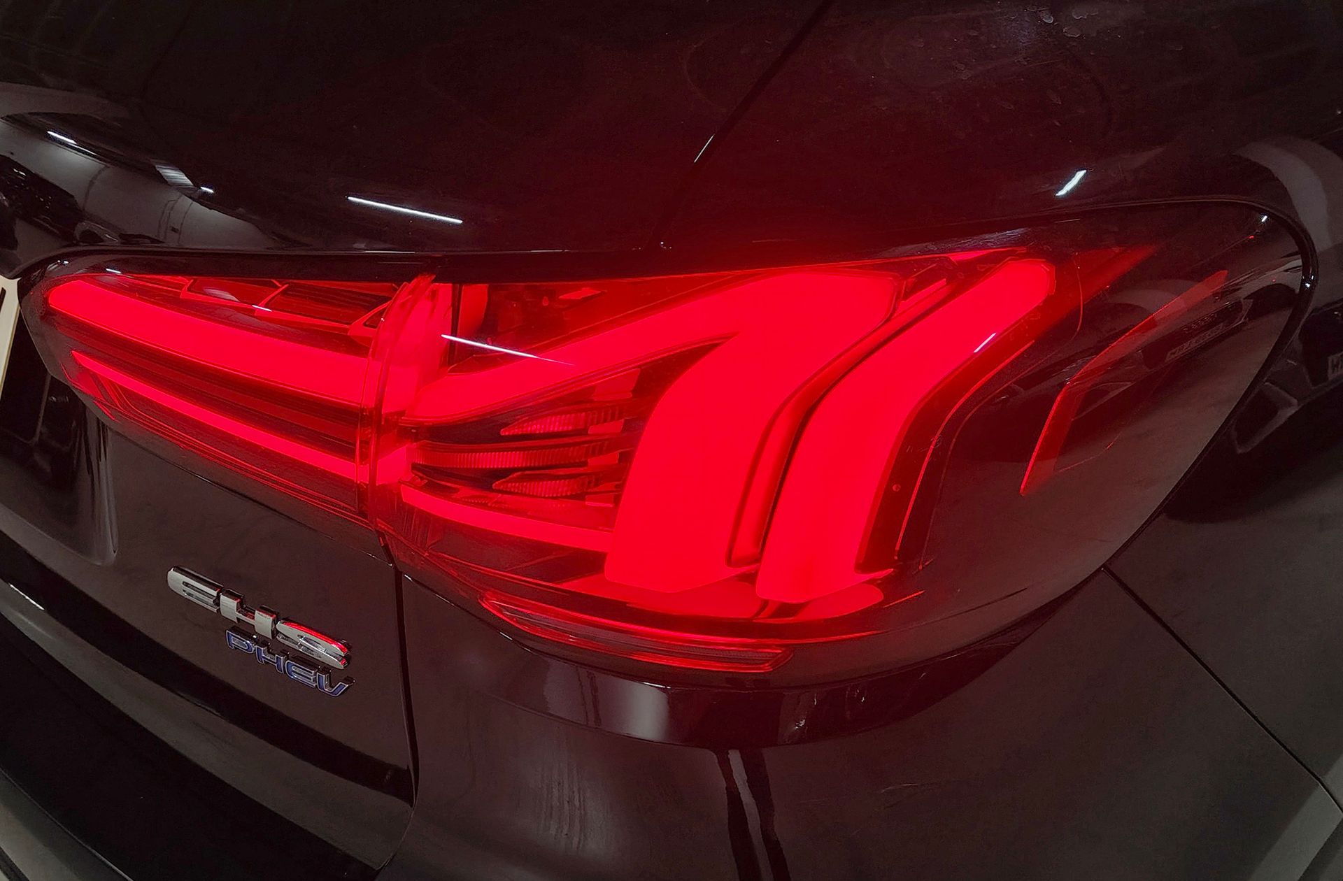 MG EHS 1.5 T-GDi PHEV Luxury - foto 21