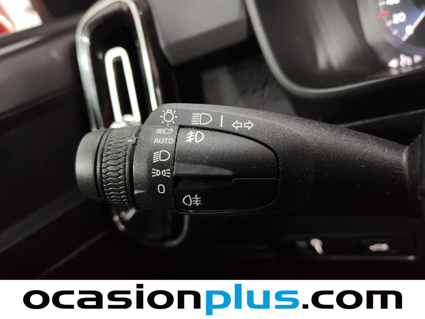Accesorios del Volvo XC40 Volvo XC40 D3 Business Plus AWD (150 CV)
