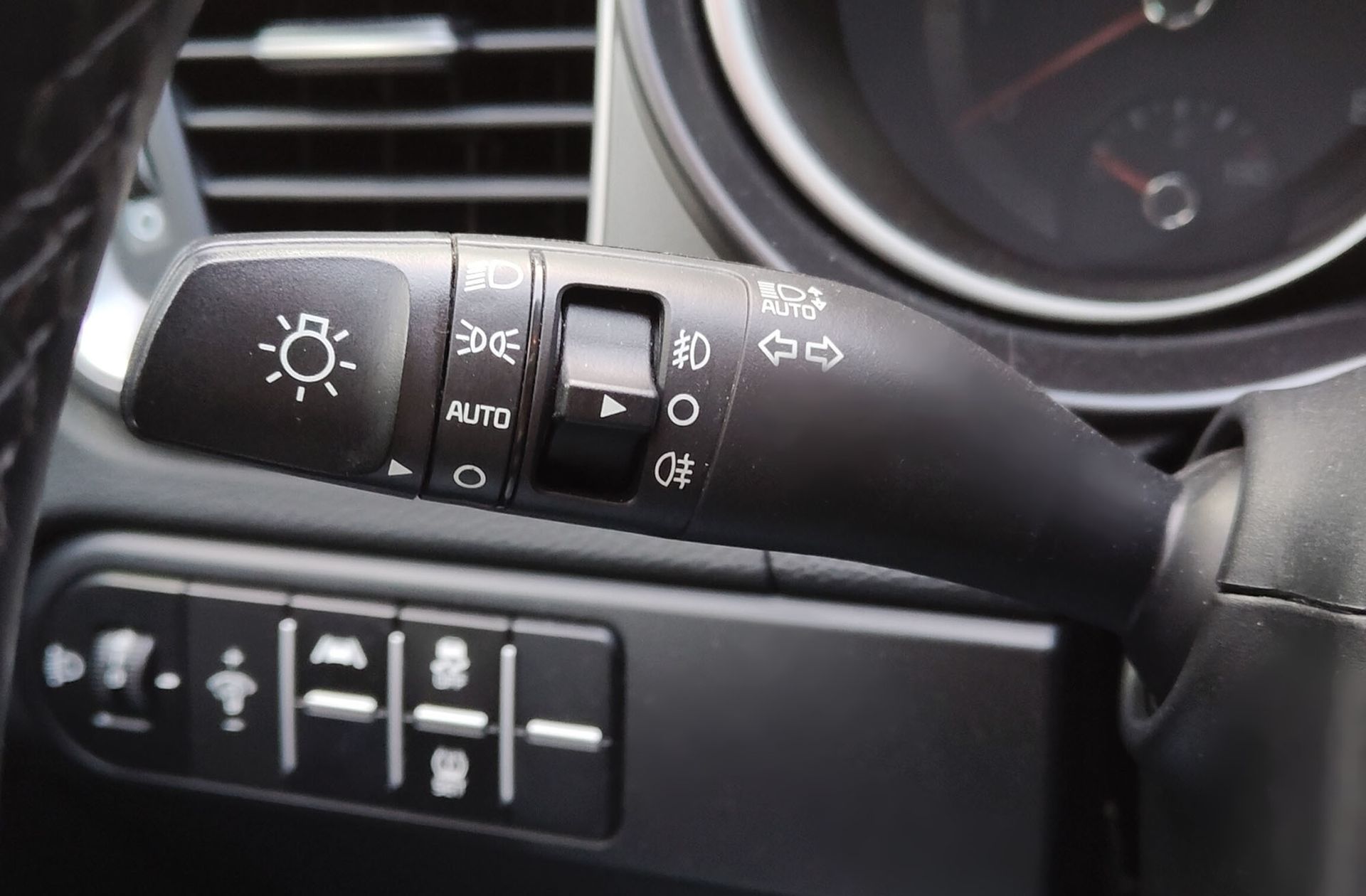 Kia XCeed 1.0 T-GDi Drive - foto 24