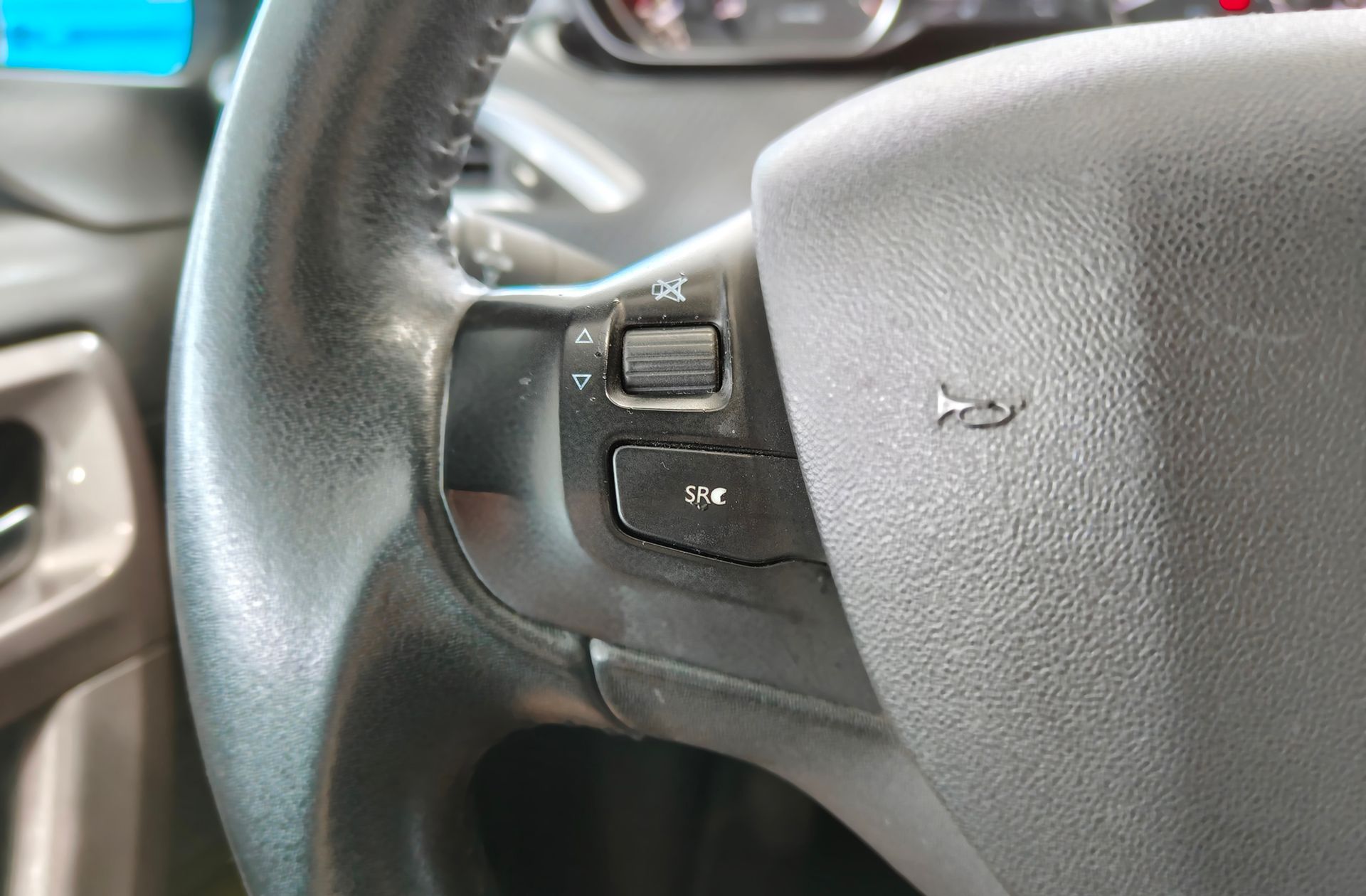 Peugeot 2008 PureTech 110 Style - foto 27