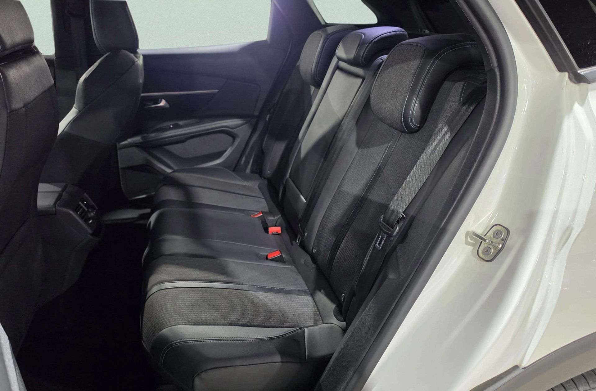 Peugeot 3008 PureTech 130 Allure Pack - foto 13