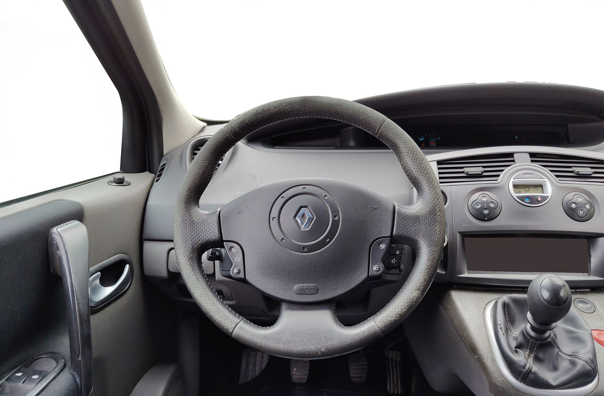 Renault Scénic 1.9 dCi Luxe Dynamique - foto 17