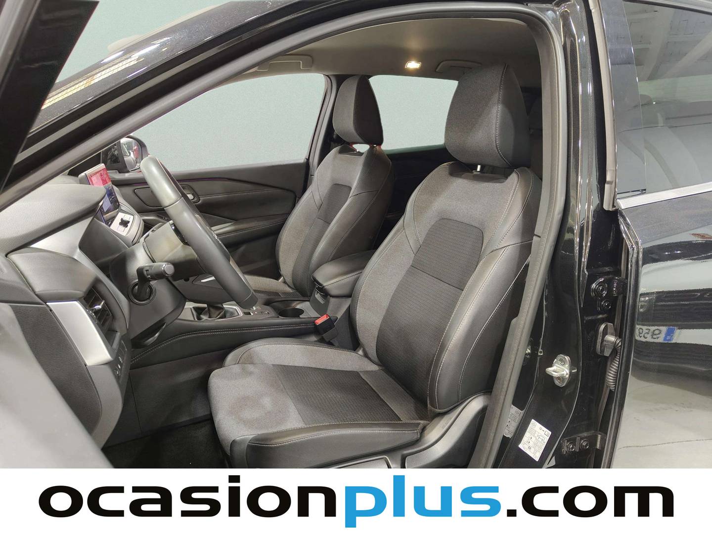 Foto Nissan QASHQAI Nissan Qashqai DIG-T 140 N-Connecta (140 CV)