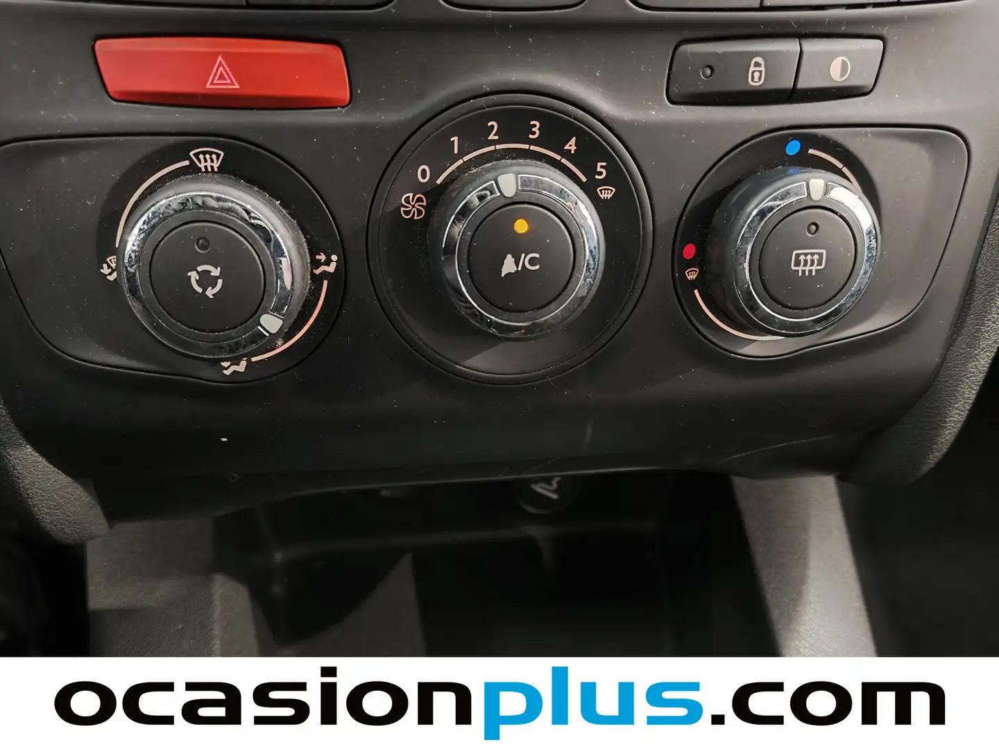 Foto Citroën C4 Citroen C4 PureTech 110 Live Edition  (110 CV)