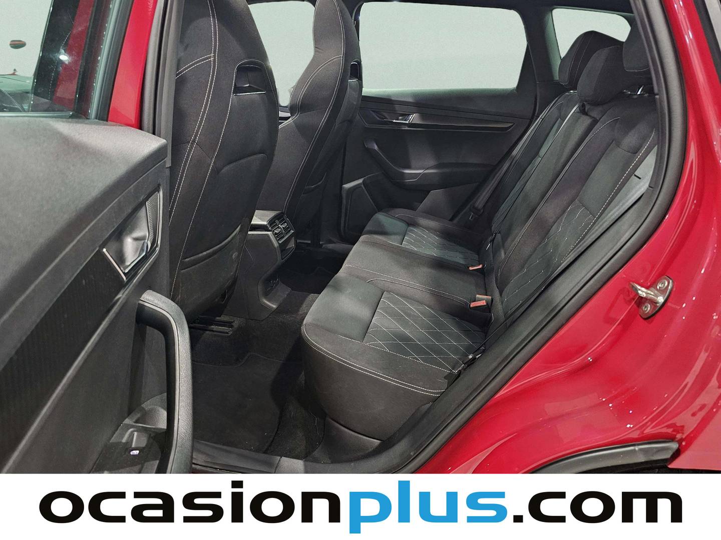 Foto asientos traseros Skoda Karoq Skoda Karoq 1.5 TSI ACT Sportline DSG (150 CV)