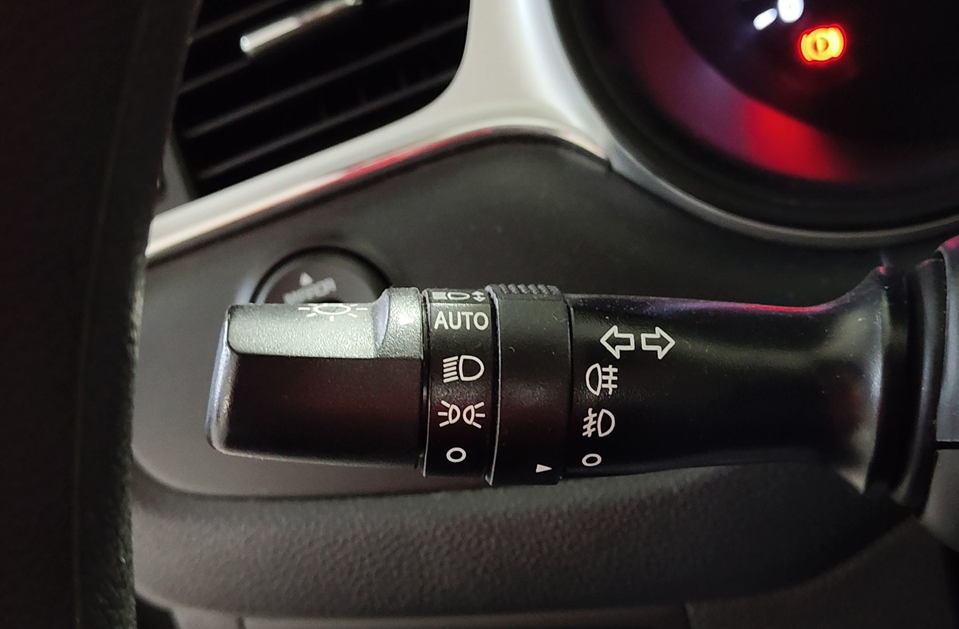 Kia Ceed 1.4 CRDi WGT Business - foto 19