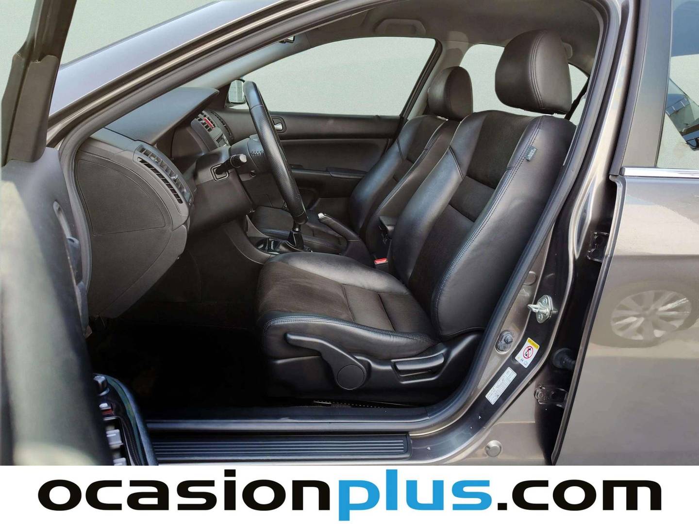 Foto asientos delanteros Honda Accord Honda Accord 2.2 I-CTDI Sport Edición Especial (140 CV)