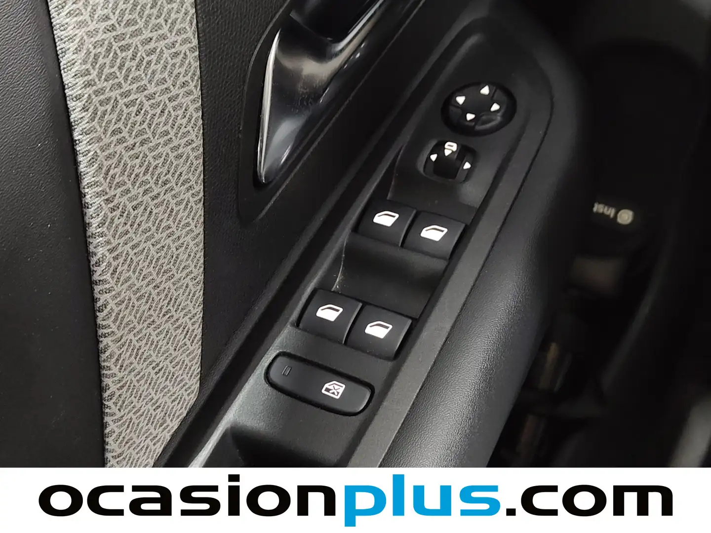 Foto Citroën C4 Citroen C4 PureTech 130 S&S Plus (131 CV)