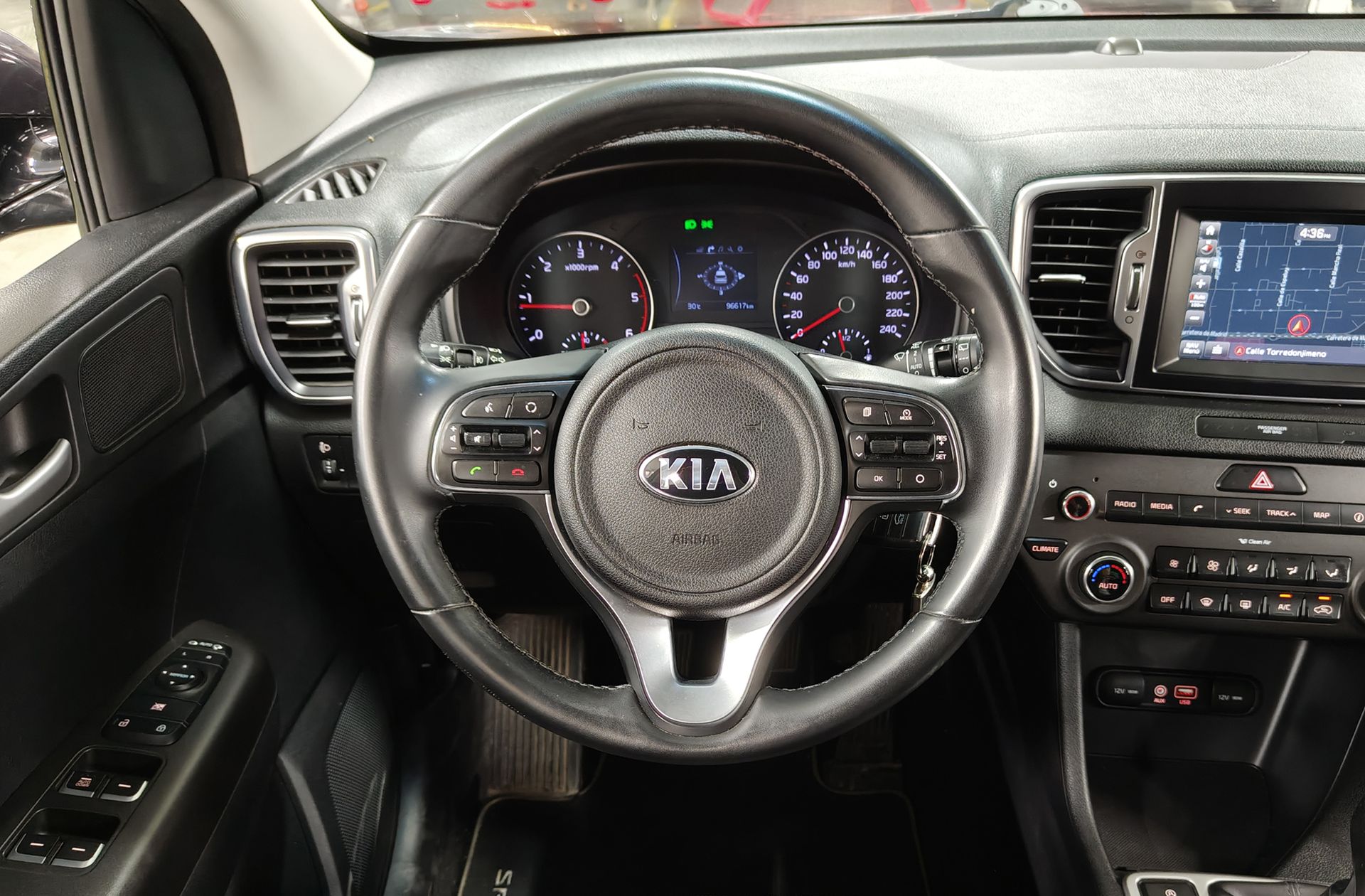 Kia Sportage 1.7 CRDi Business Eco-Dynamic 4x2 - foto 20