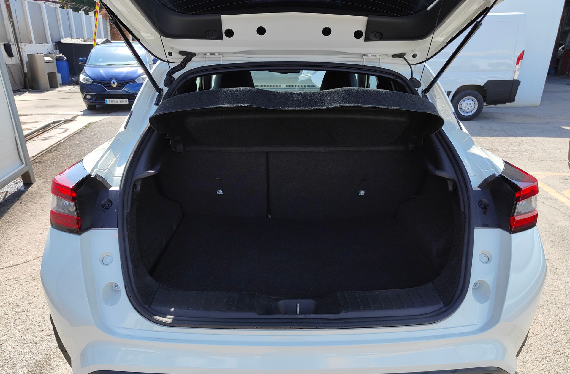 Nissan Juke 1.6 Hybrid N-Connecta - foto 15