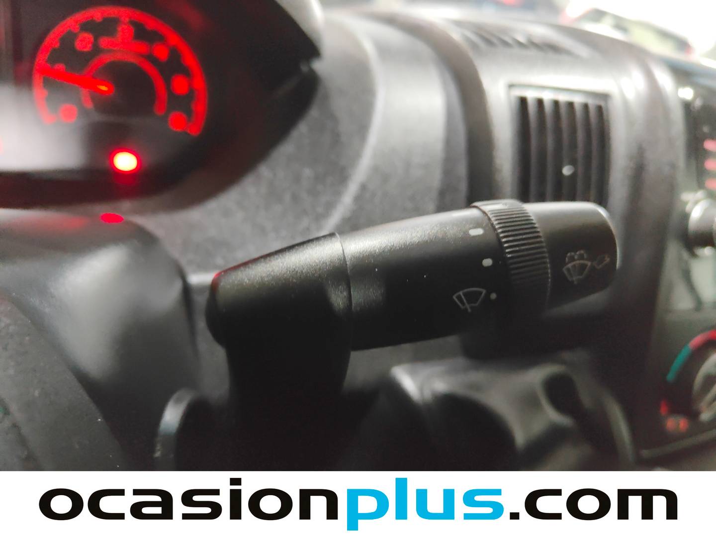 Foto Citroën Jumper Citroen Jumper BlueHDi 130 35 L3H2 (131 CV)