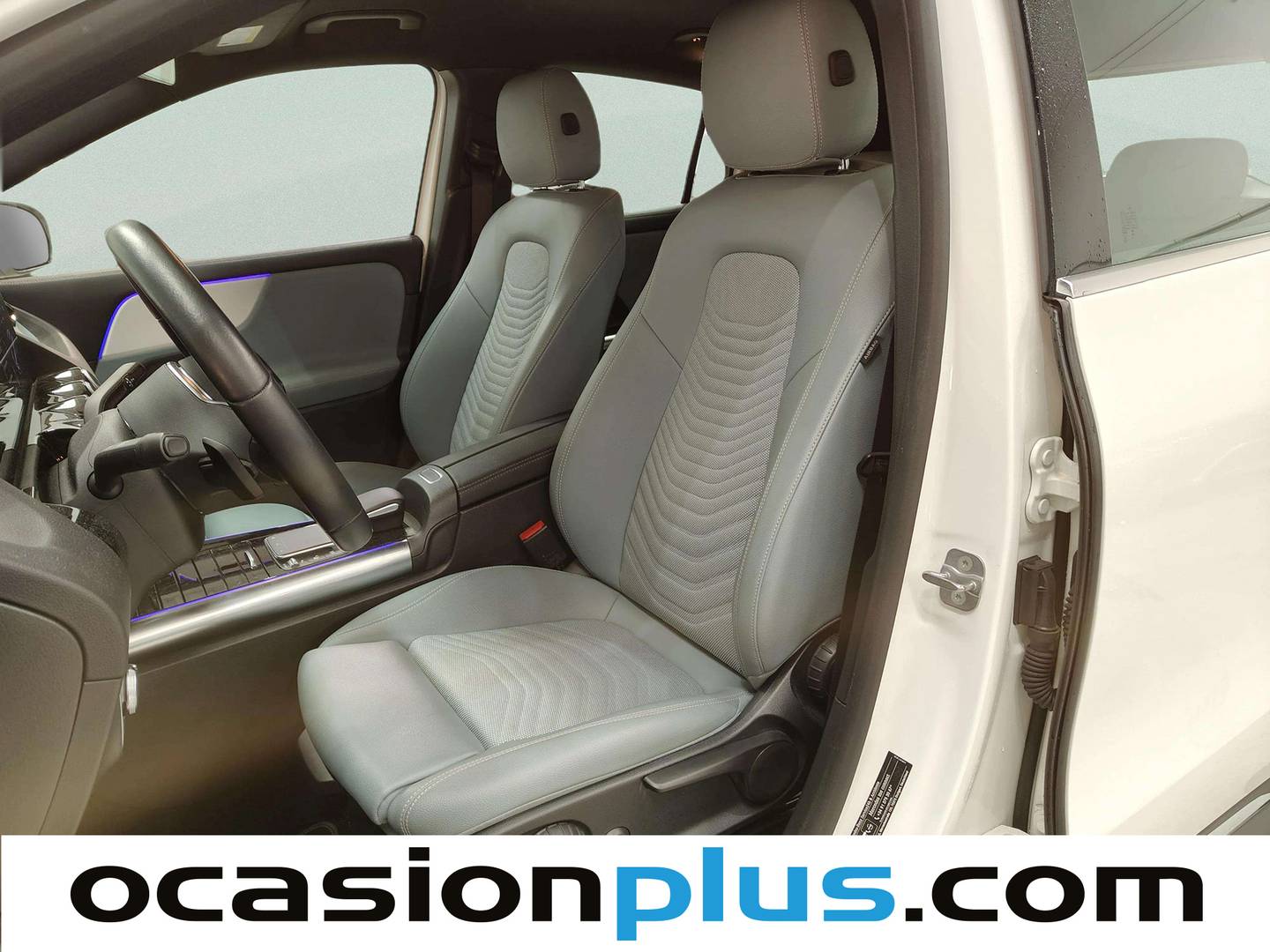 Foto asientos traseros Mercedes GLA Mercedes GLA 180 (136 CV)