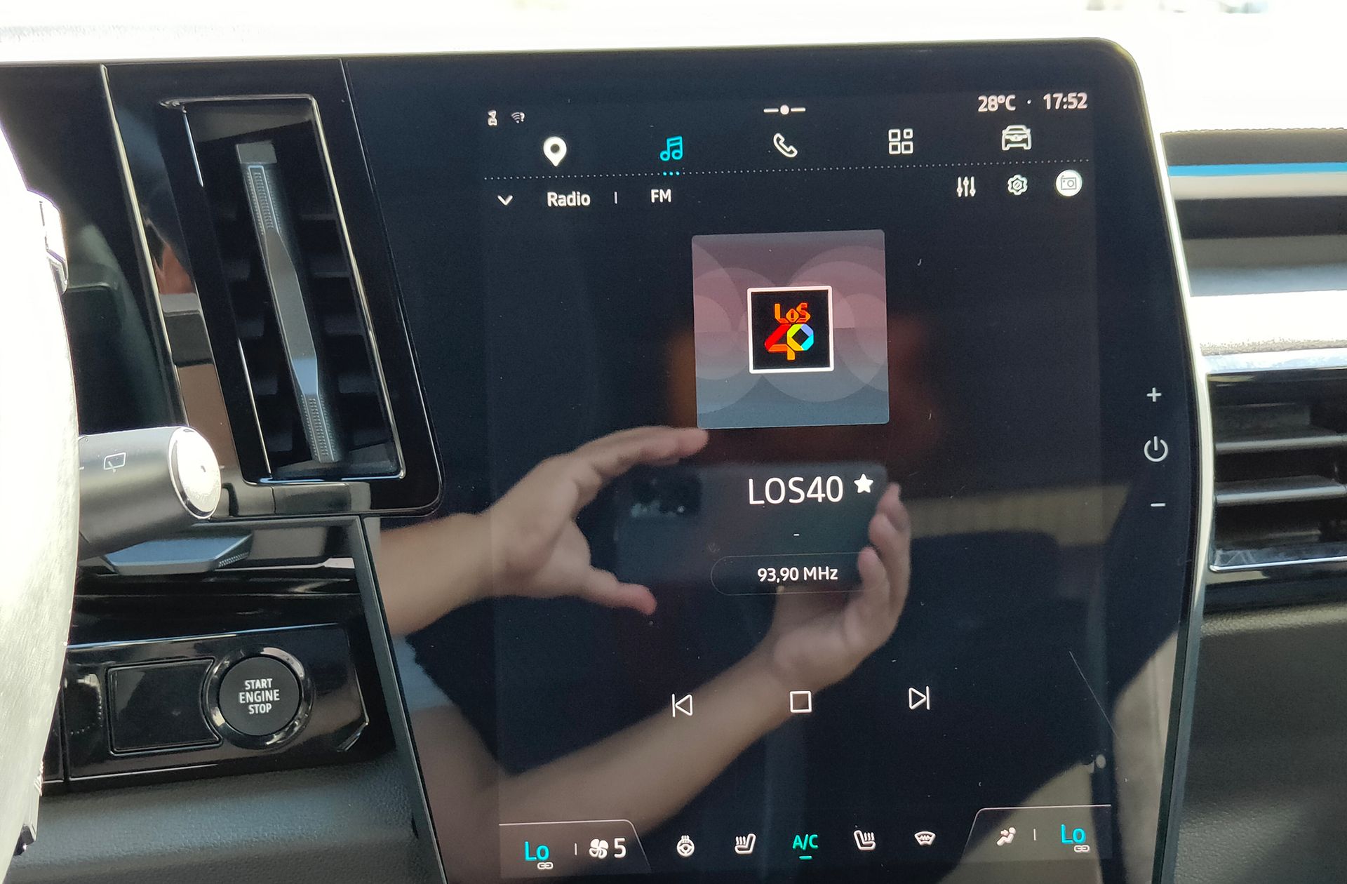 Renault Austral Techno Esprit Alpine E-Tech Full Hybrid - foto 34