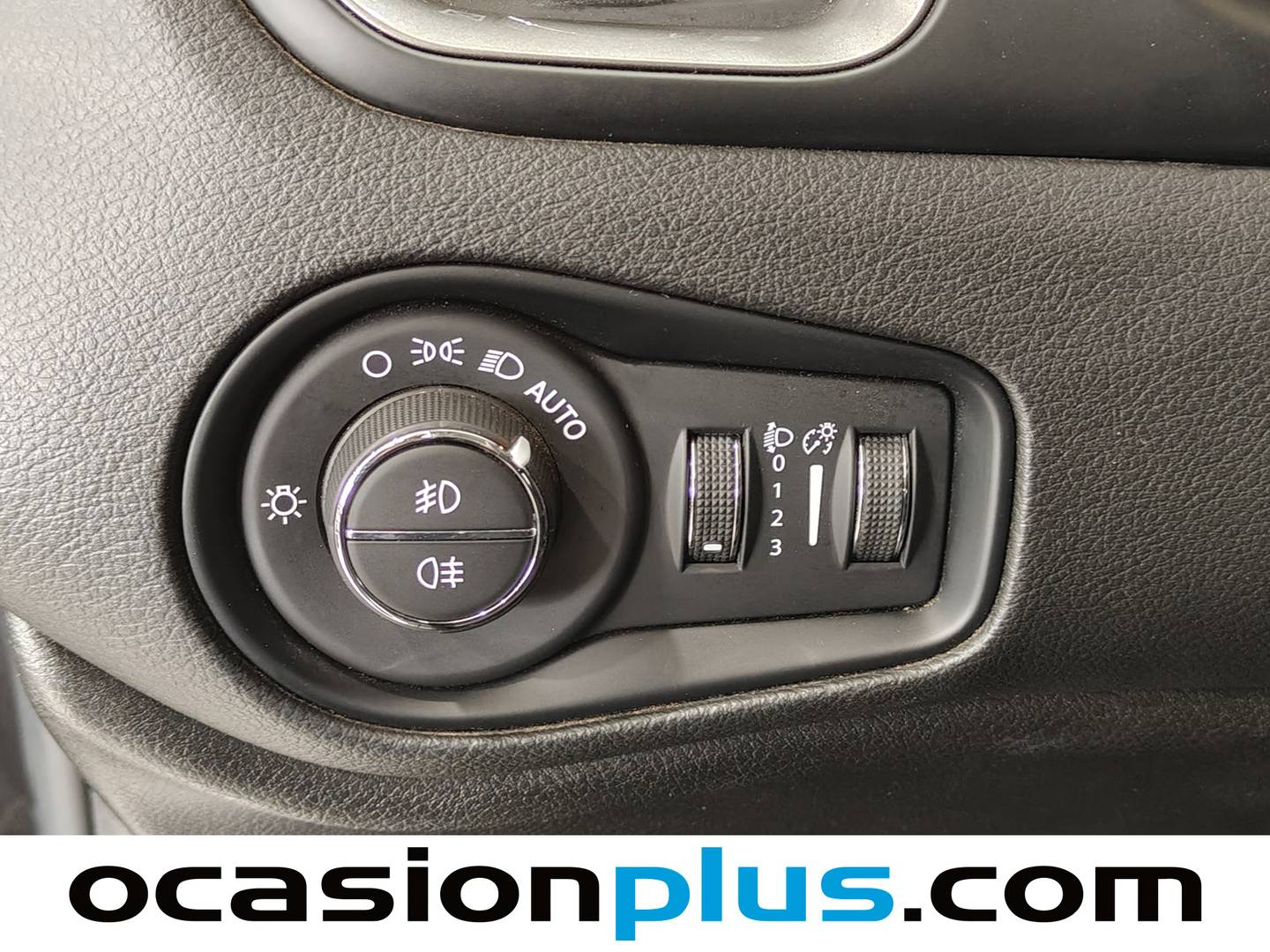 Foto Jeep Renegade Jeep Renegade eHybrid 1.5 Limited ATX 96 kW (130 CV)