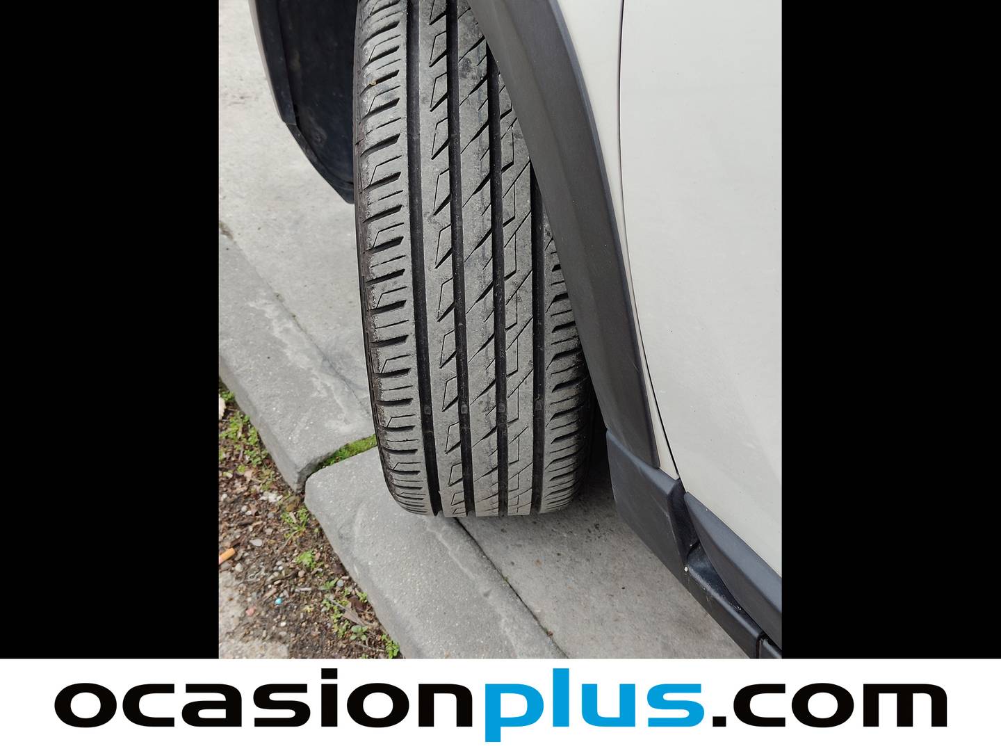 Foto Peugeot 2008 Peugeot 2008 BlueHDi 100 Allure (100 CV)