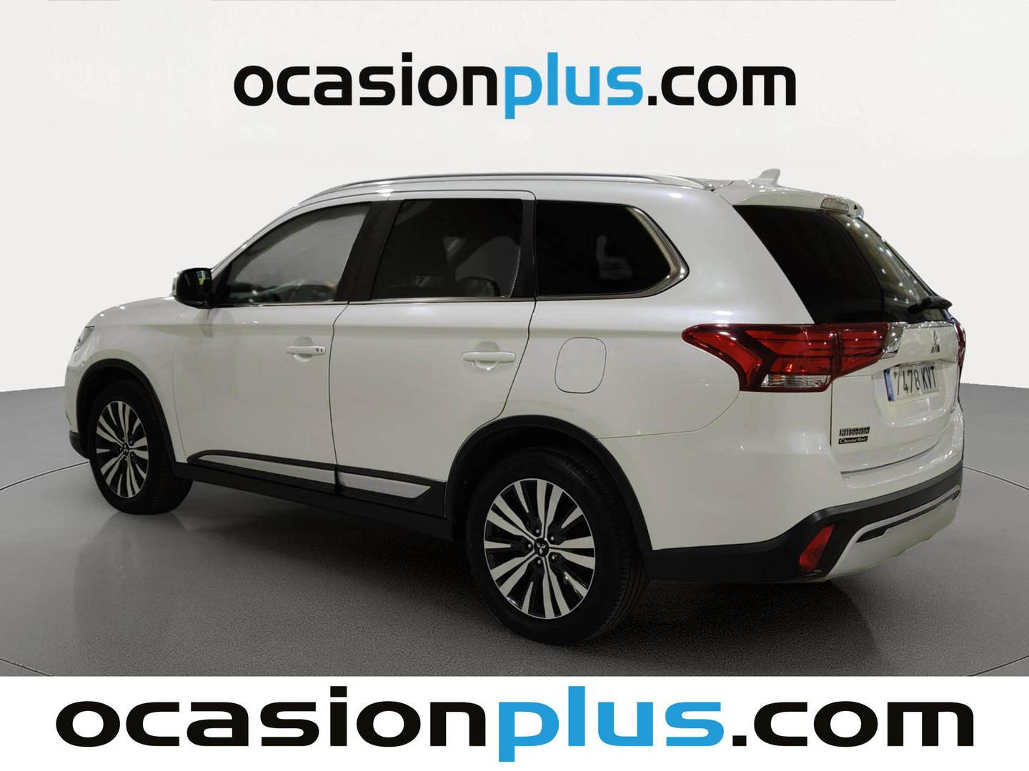 Foto trasera Mitsubishi Outlander Mitsubishi Outlander 200 MPI Motion 2WD CVT (150 CV) 7 Plazas izquierda