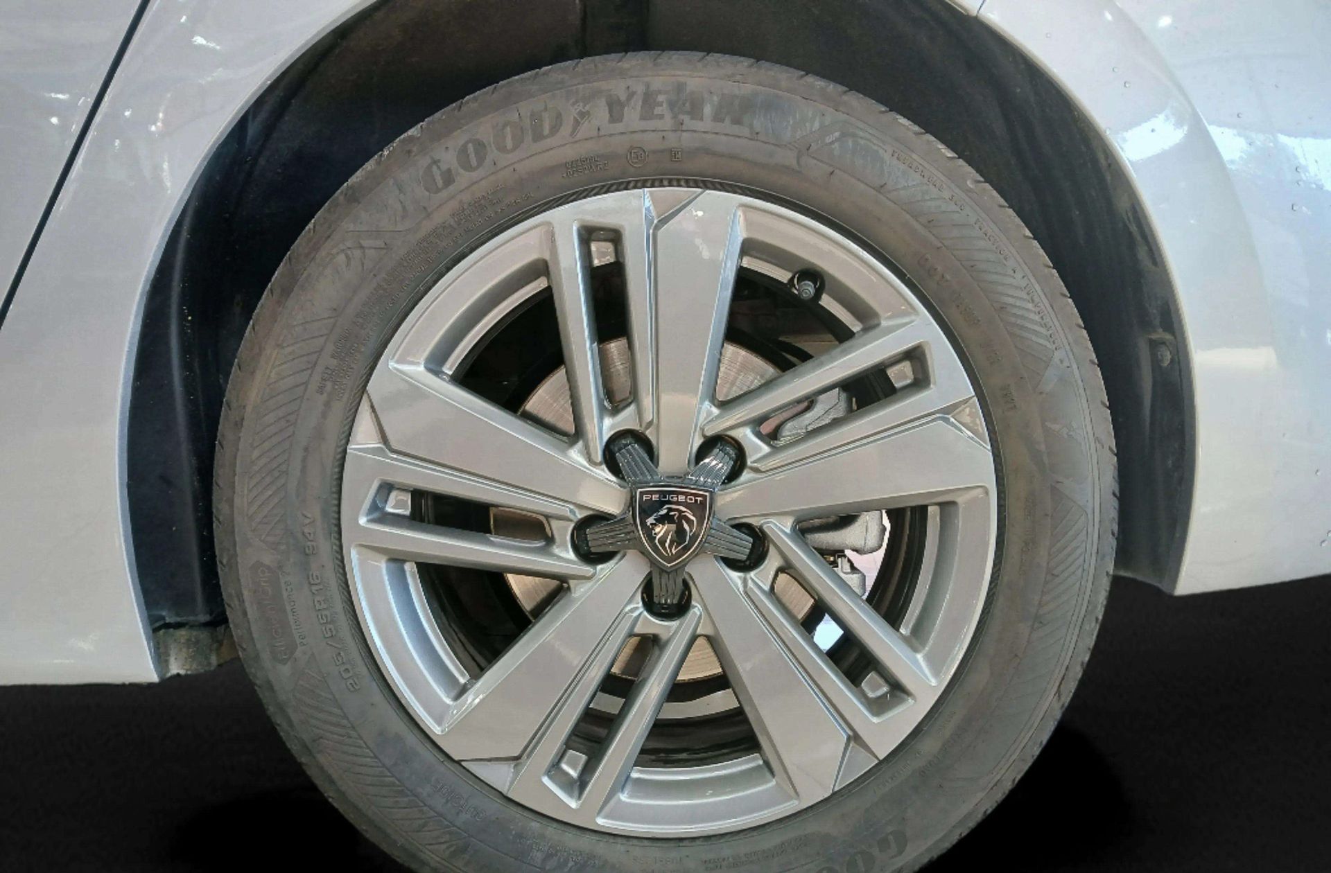 Peugeot 308 PureTech 130 Active Pack EAT8 - foto 35
