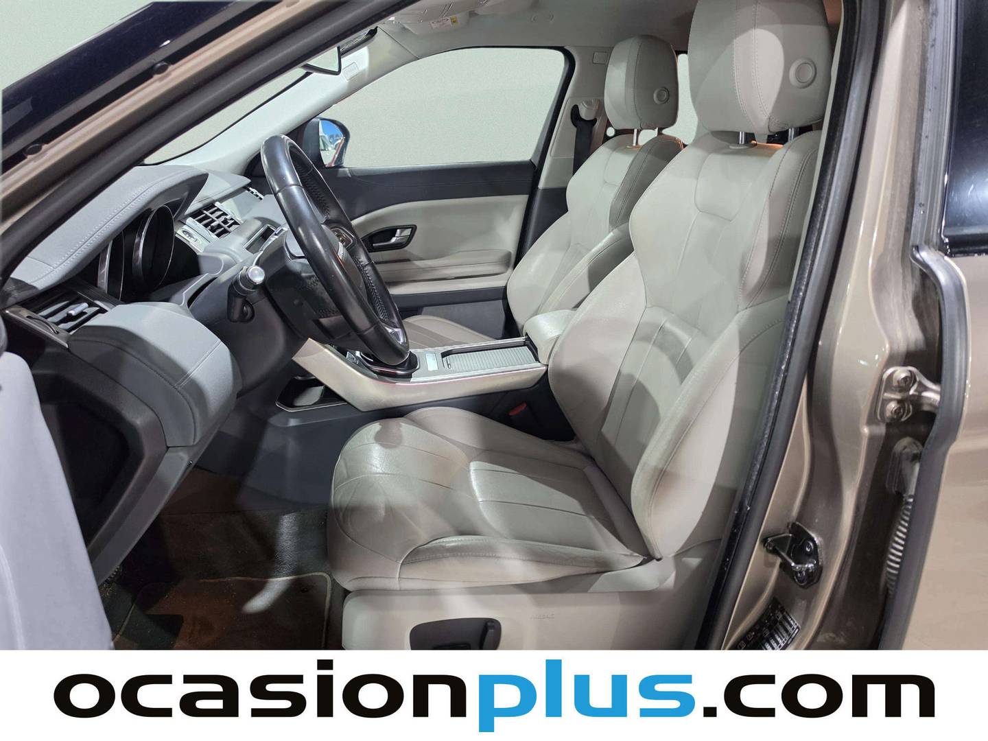Foto asientos delanteros Land Rover Range Rover Evoque Land Rover Range Rover Evoque 2.0L eD4 SE 4x2 (150 CV)