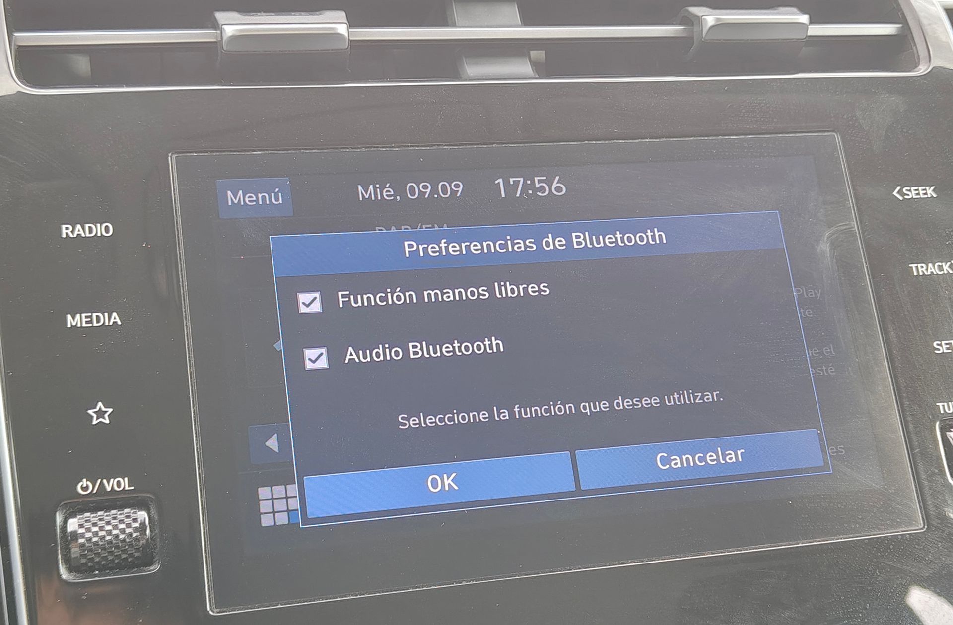 Hyundai Tucson 1.6 CRDi Maxx - foto 30