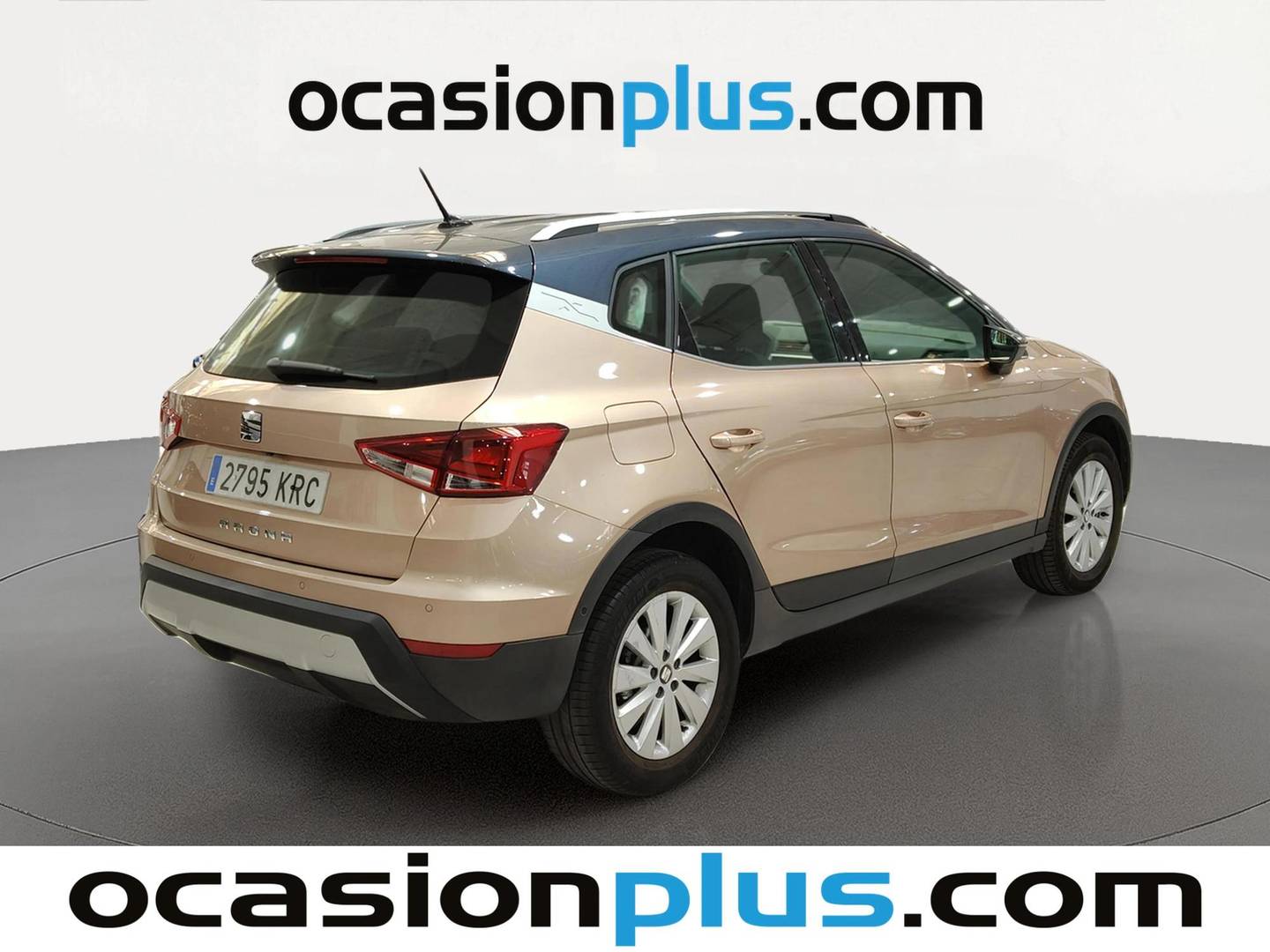 Foto trasera Seat Arona Seat Arona 1.0 TSI Ecomotive Xcellence (115 CV) derecha