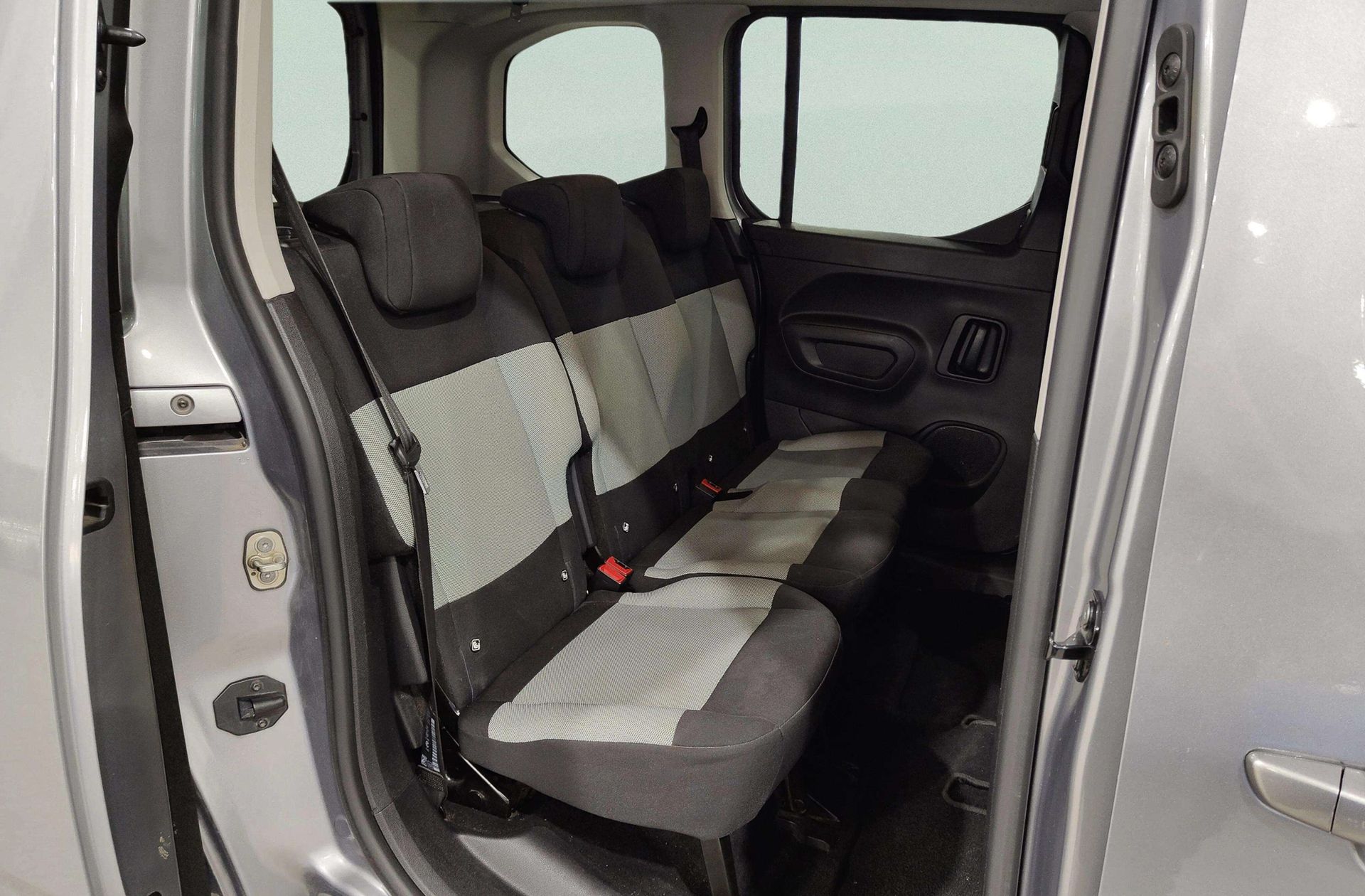 Citroën Berlingo Combi BlueHDi 130 Talla M Feel - foto 15