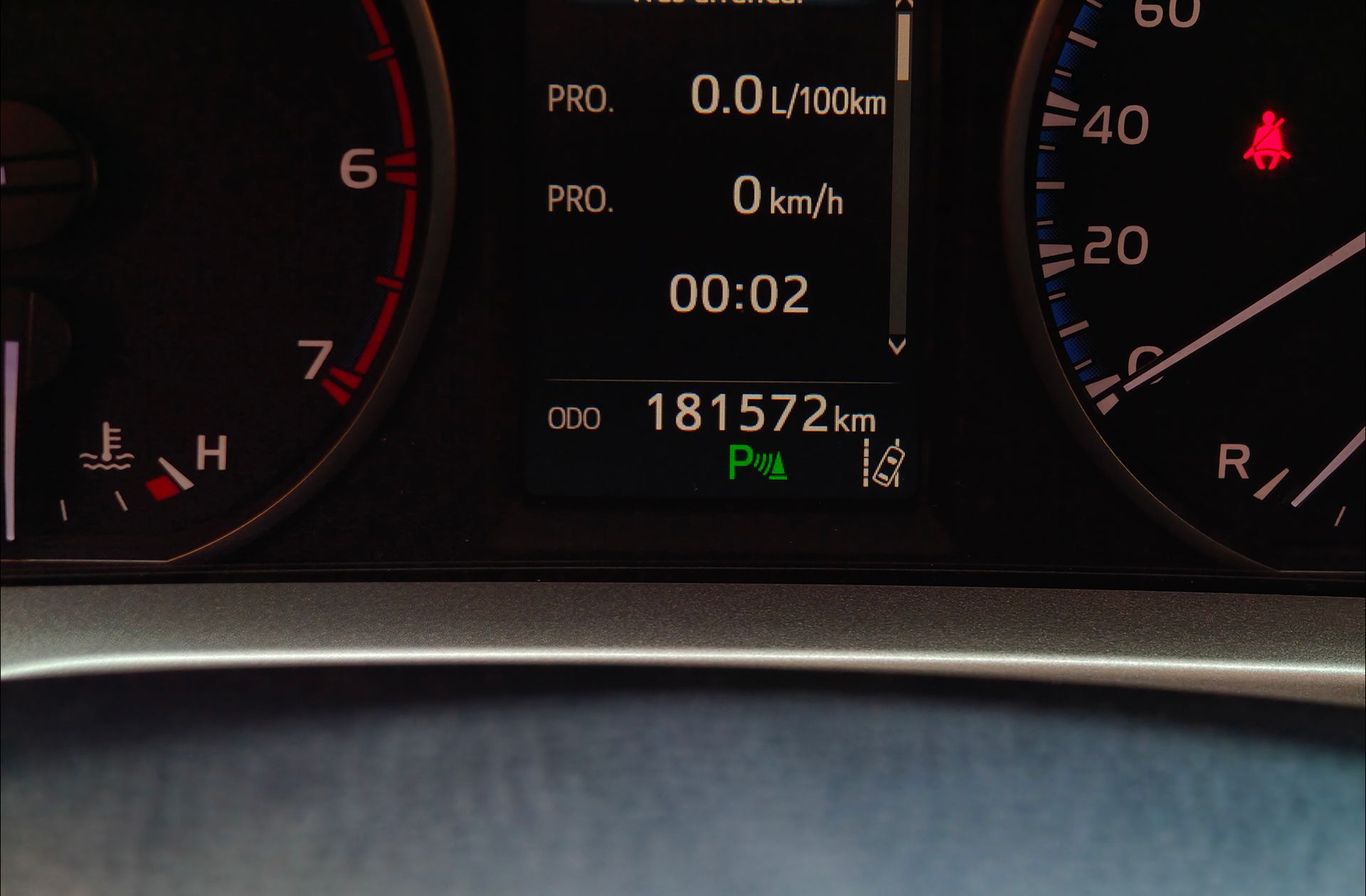 Toyota RAV4 150D 2WD Advance - foto 10