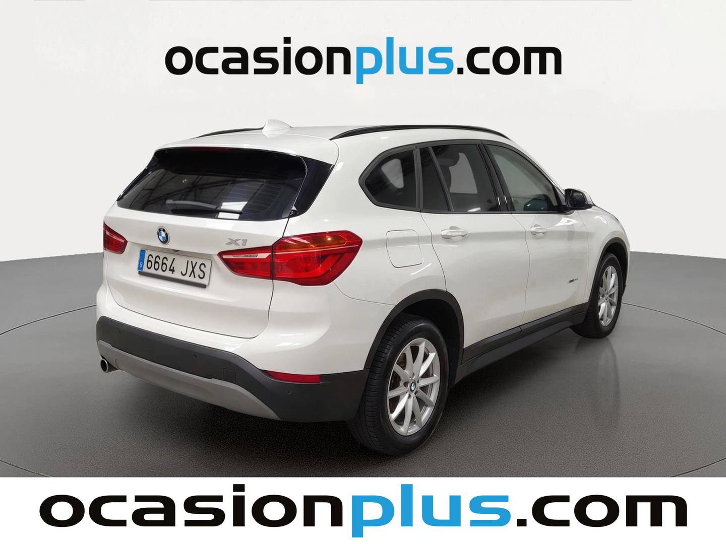 Foto trasera BMW X1 BMW X1 sDrive18d (150 CV) derecha