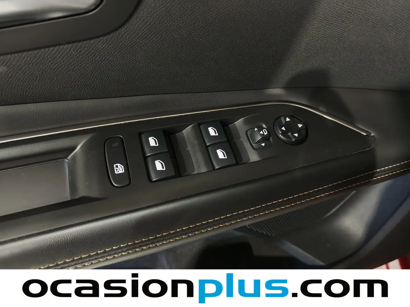 Foto Peugeot 3008 Peugeot 3008 BlueHDI 180 S&S GT Line EAT8 (180 CV)