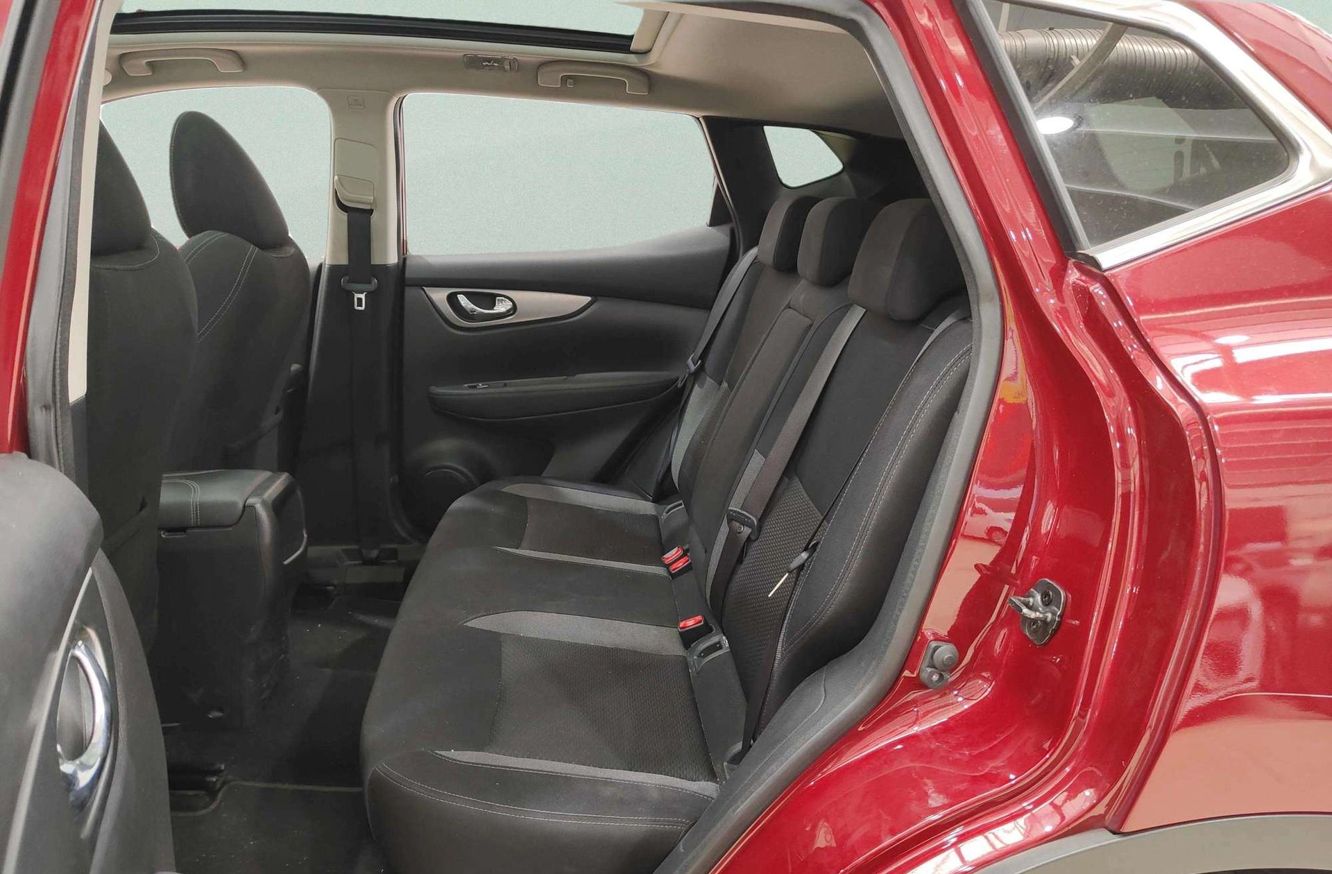 Nissan Qashqai dCi 150 N-Connecta - foto 12