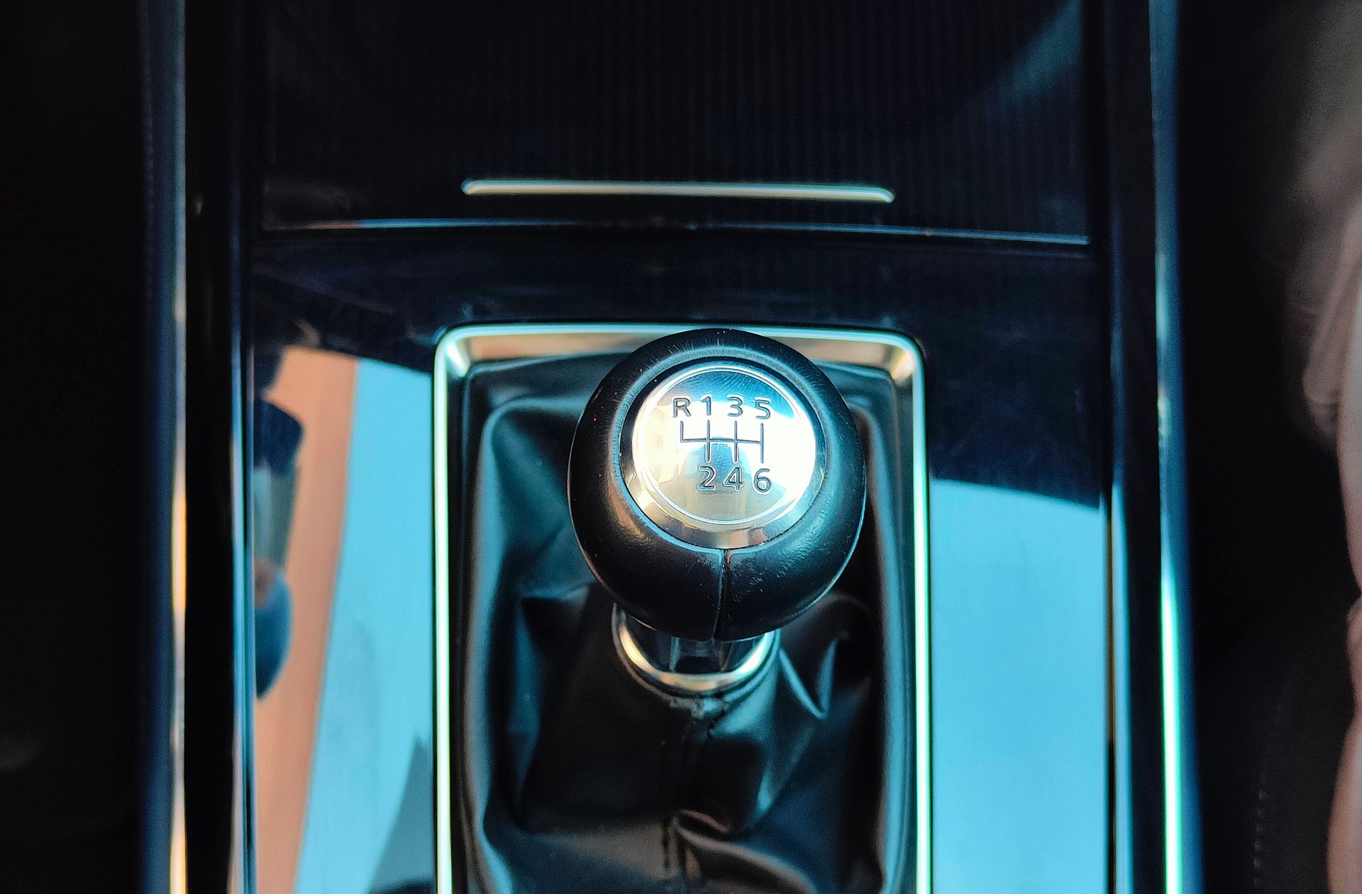 Mazda CX-30 2.0 Skyactiv-X Zenith - foto 5