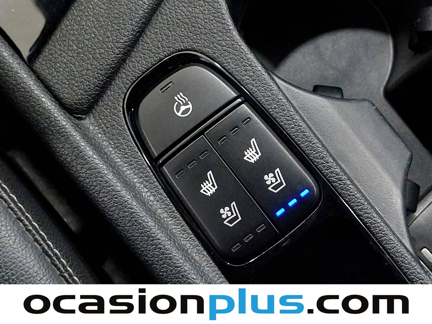 Extras y acabados del KIA Niro KIA Niro 1.6 GDi HEV Híbrido Emotion (141 CV)
