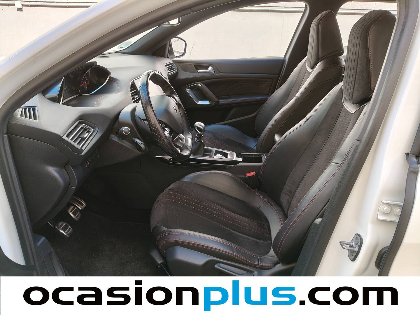 Foto asientos delanteros Peugeot 308 Peugeot 308 PureTech 130 S&S GT Line (130 CV)