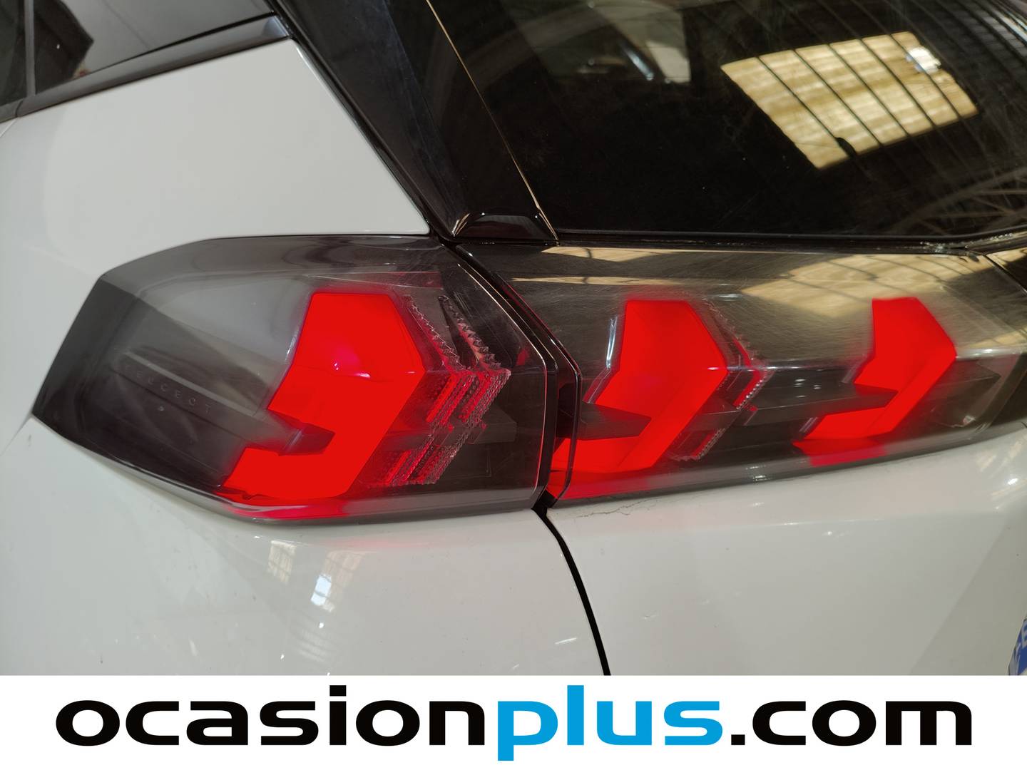 Extras del Peugeot 2008 Peugeot 2008 PureTech 100 S&S Allure (100 CV)