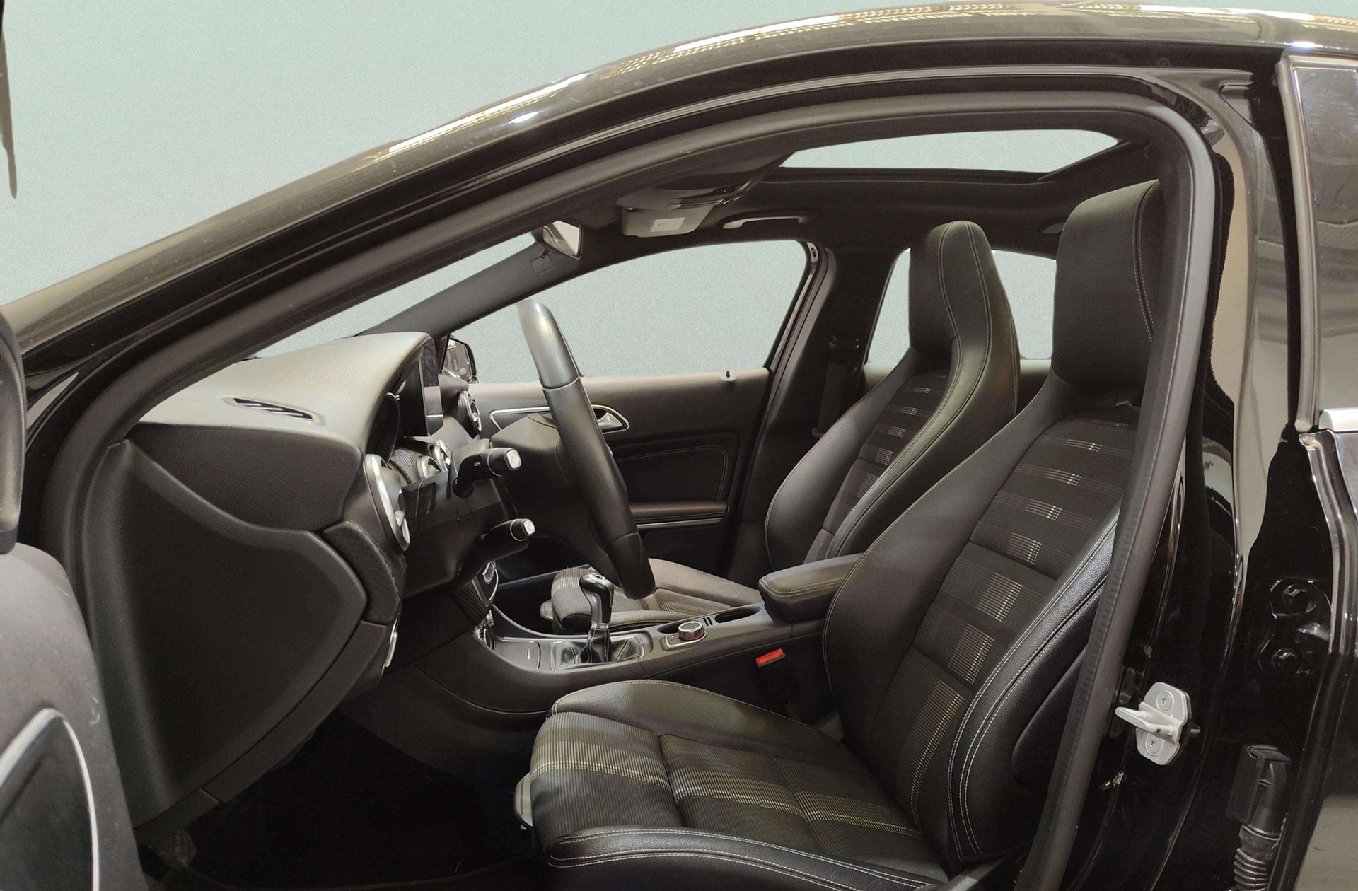 Mercedes-Benz Clase A 180 - foto 11