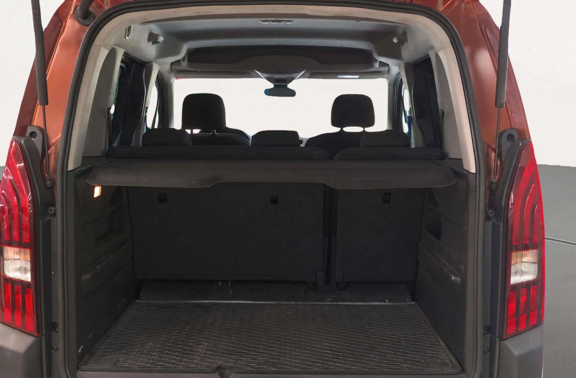 Peugeot Rifter BlueHDi 130 Active Standard - foto 15