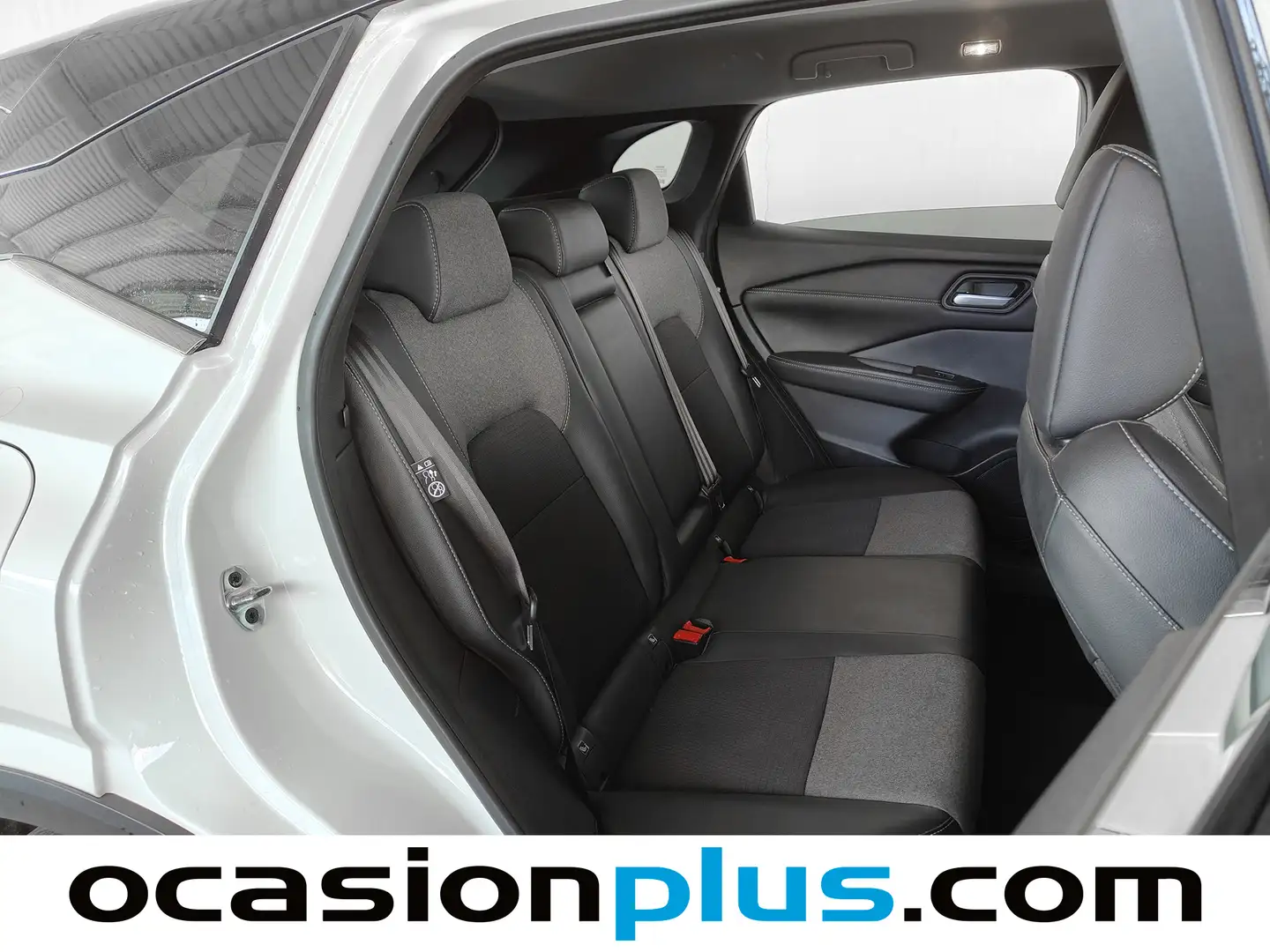 Foto Nissan QASHQAI Nissan Qashqai DIG-T 160 N-Connecta 4x2 Auto (158 CV)