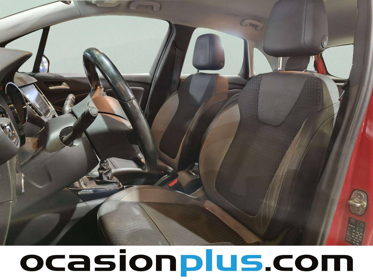 Foto asientos delanteros Opel Crossland X Opel Crossland X 1.6 Turbo S&S Excellence (120 CV)