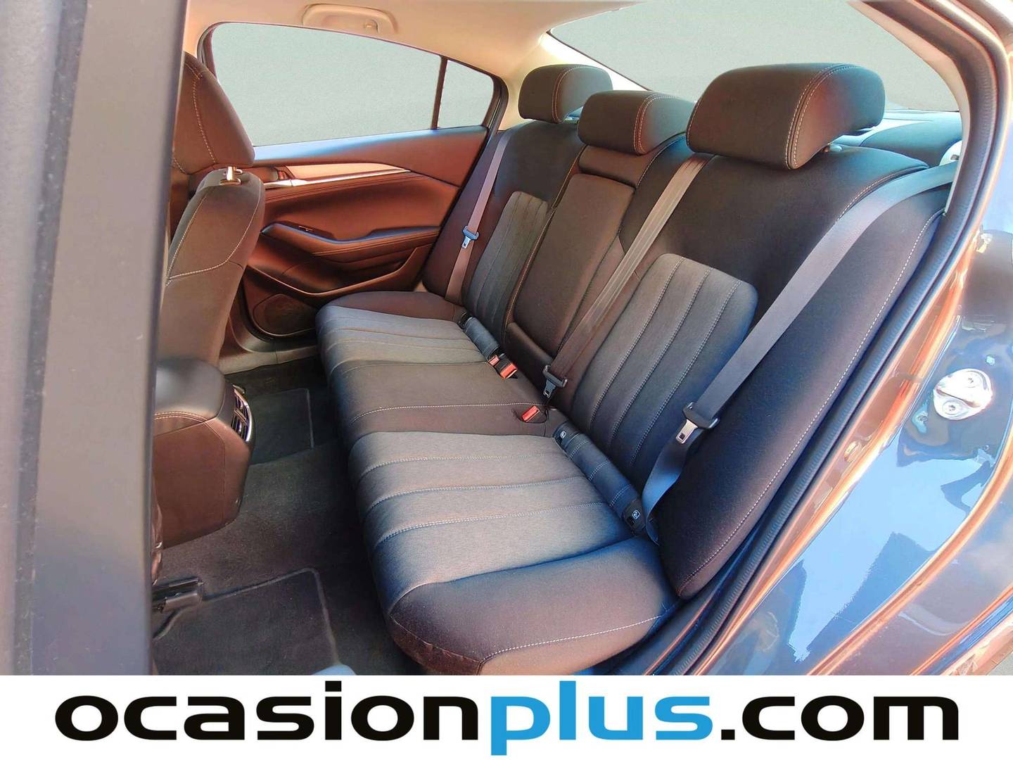 Foto asientos traseros Mazda Mazda6 Mazda Mazda 6 2.0 SKYACTIVE-G Evolution (145 CV)